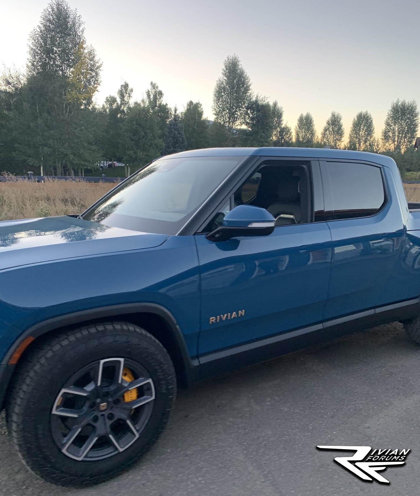 Rivian R1T R1S First Midnight R1T + Other Rivians Spotted at Breckenridge, CO Press Drive Event ⛰ Rivian Blue R1T Rivian a