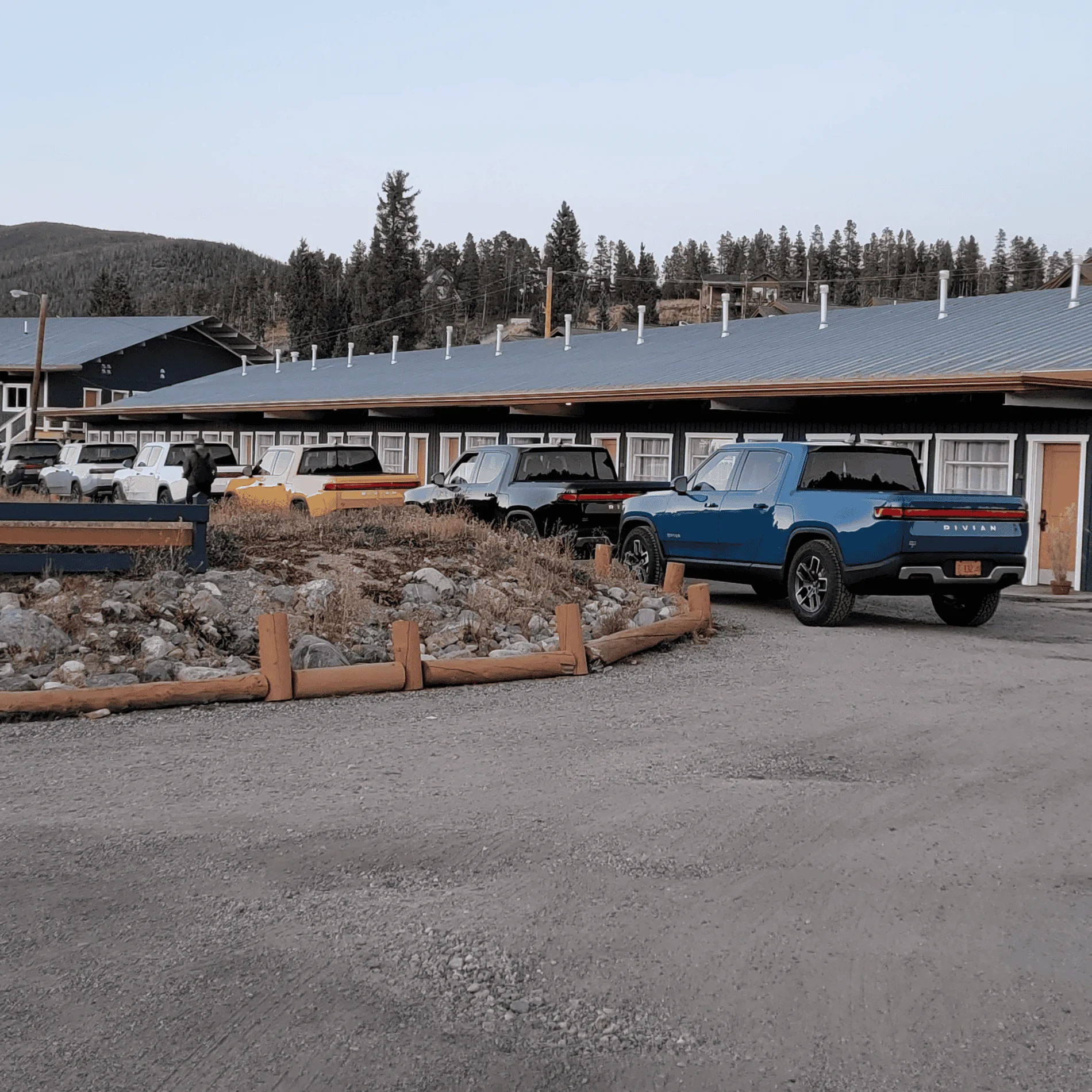 Rivian R1T R1S Real Rivian Photos & Videos 1632367776012