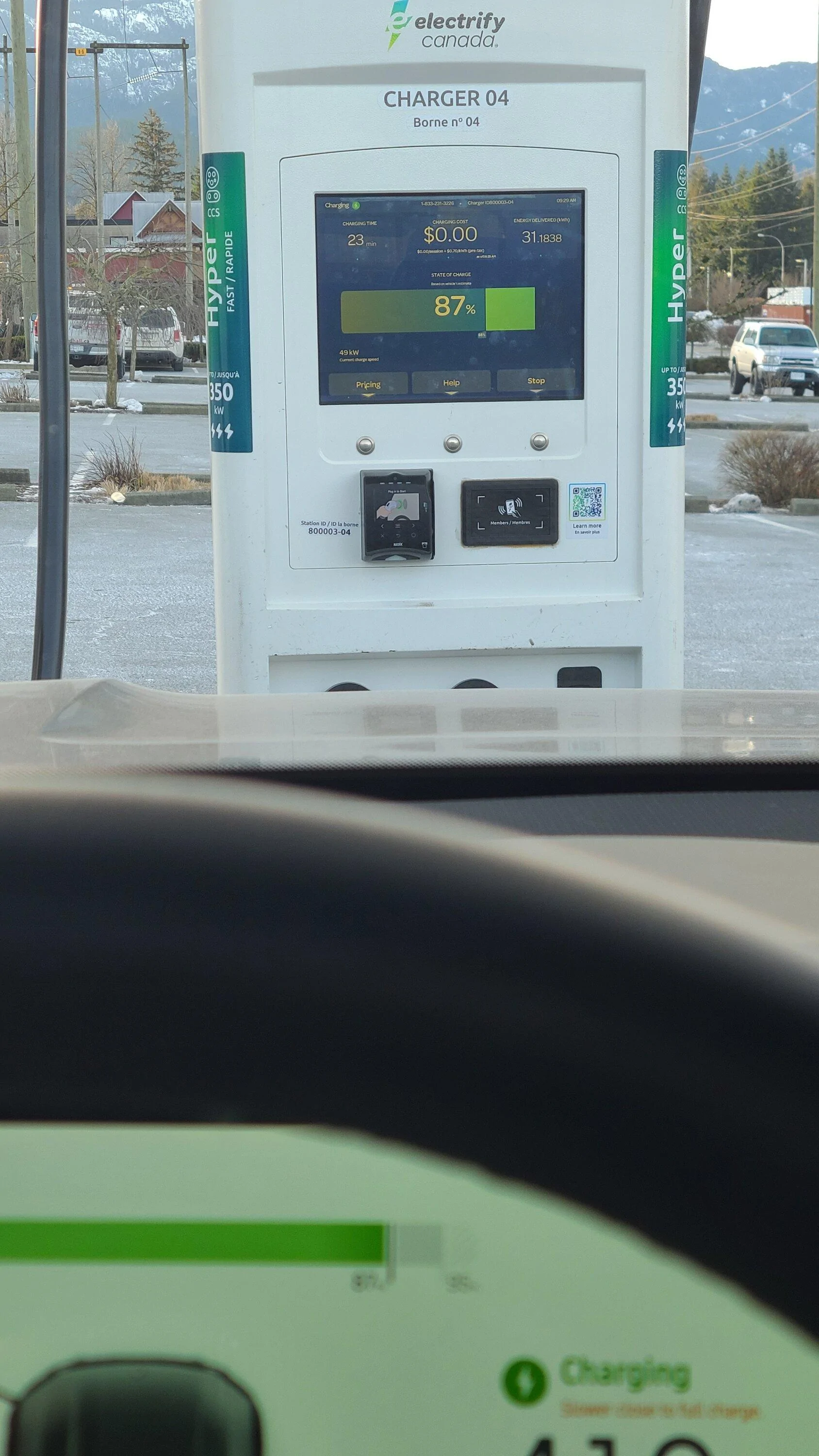 Rivian R1T R1S Processing error at electrify America fast charging stations in Leavenworth 20240114_092919