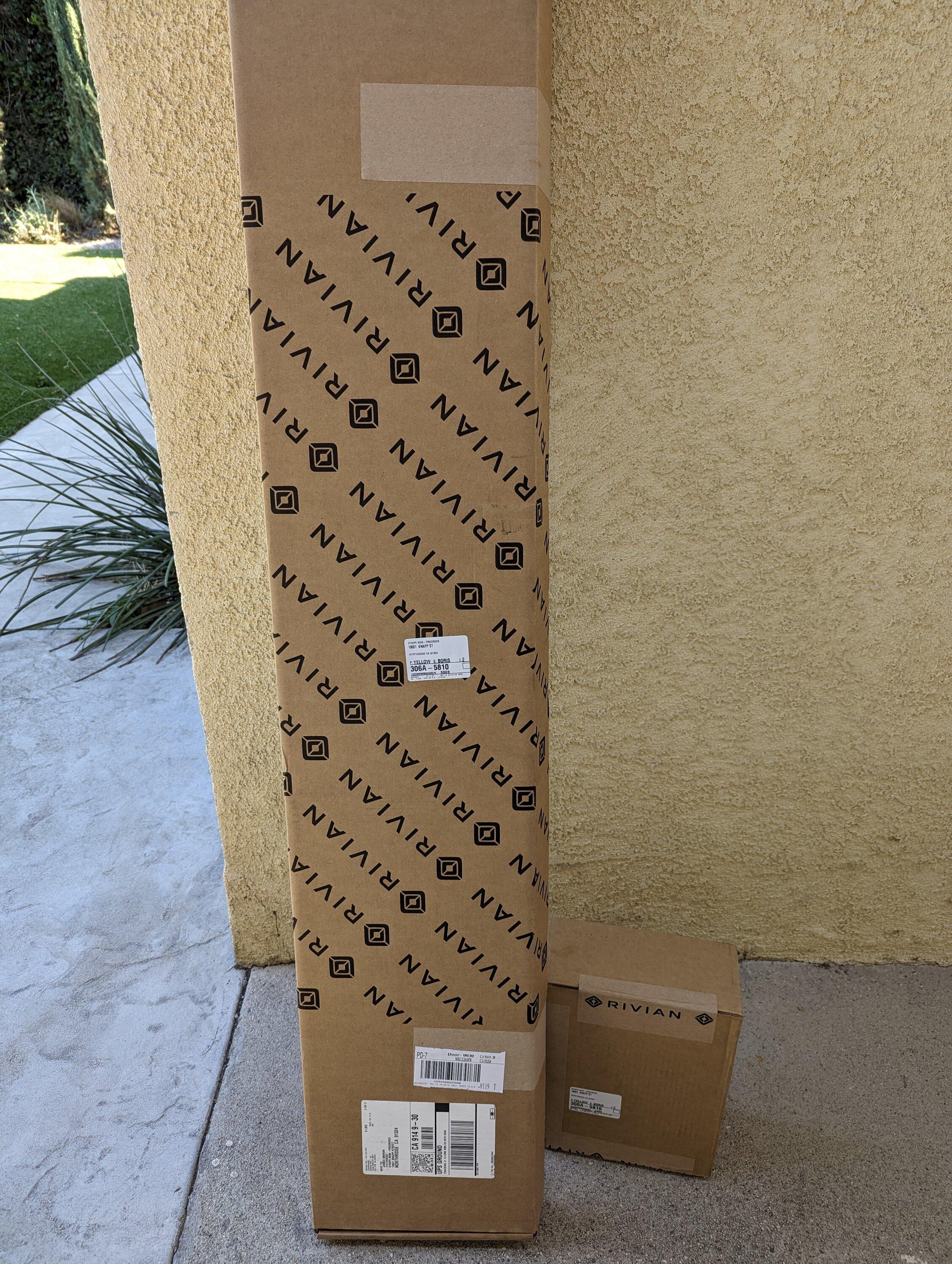 Rivian R1T R1S LOL Rivian Packaging??? 1000001831