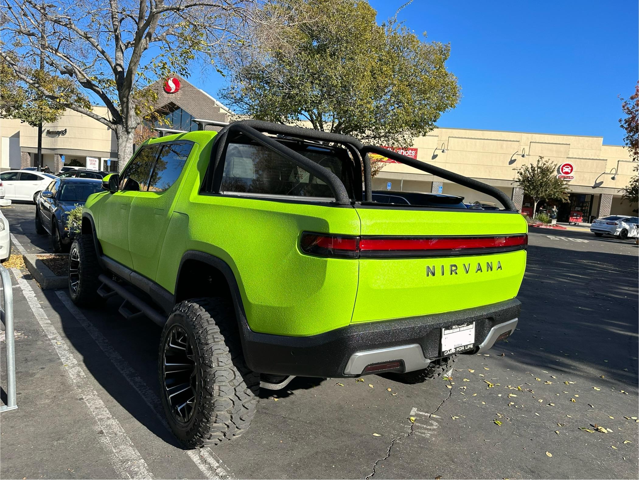 Rivian R1T R1S Nirvana spotted in The OC IMG_4651