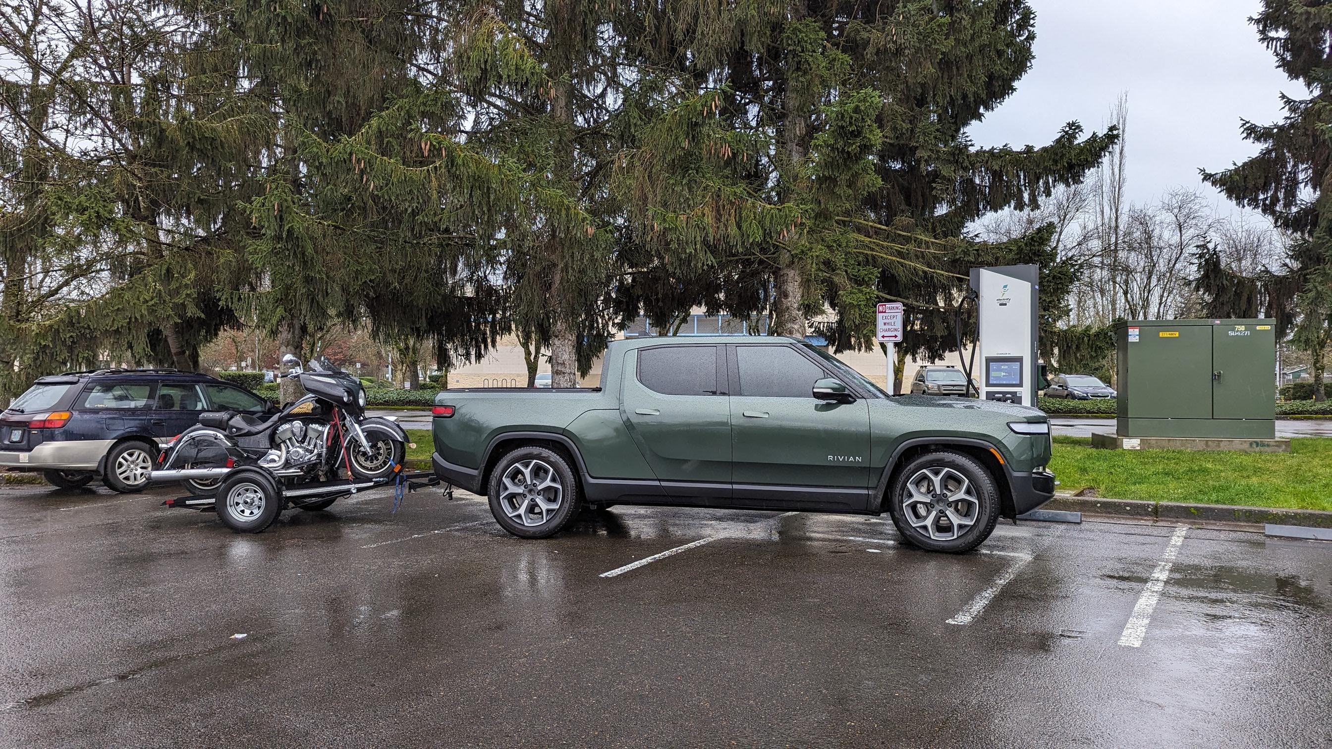 Rivian R1T R1S Towing + Efficiency: Please post your experience! PXL_20231230_183502326