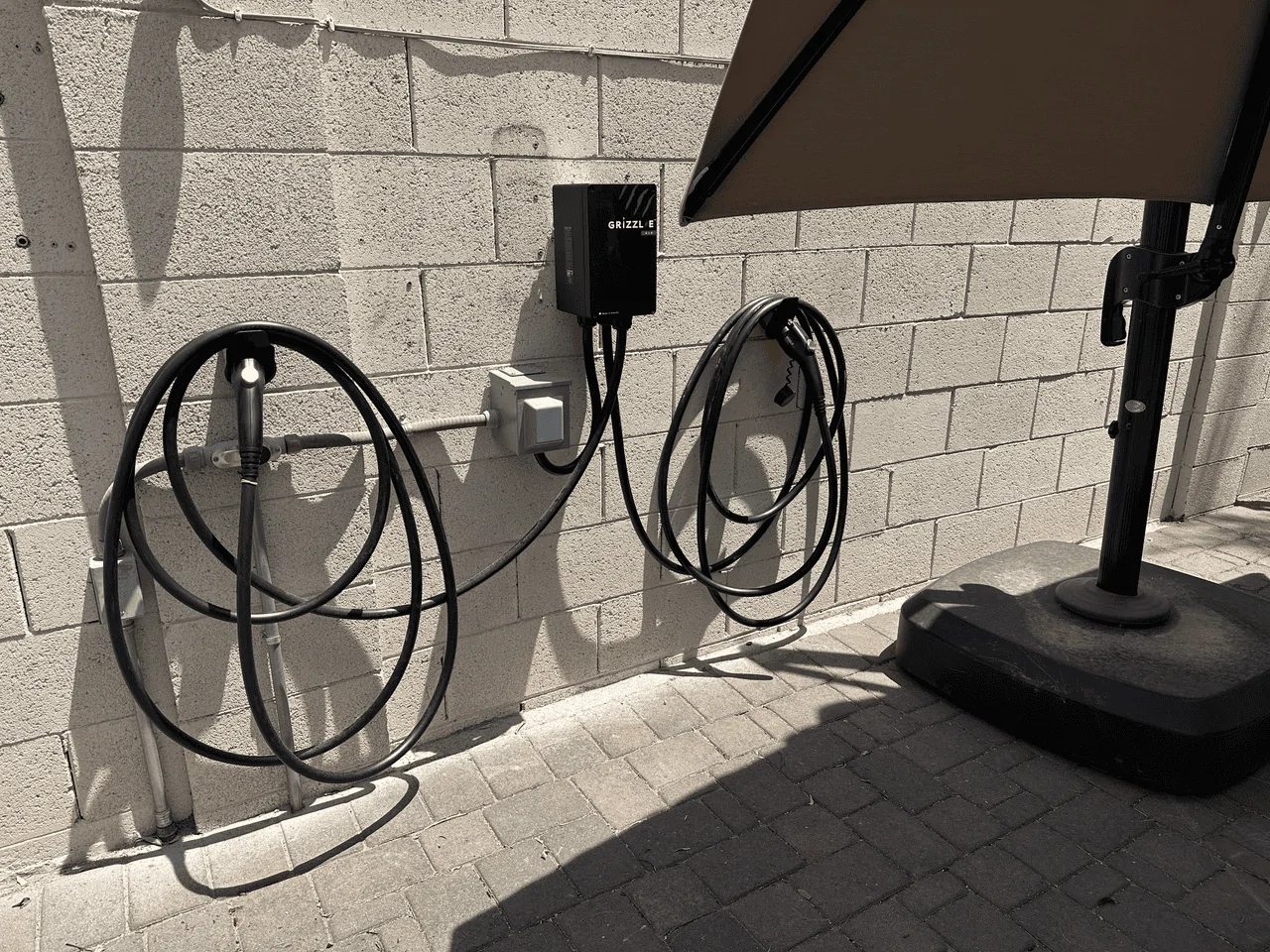 Rivian R1T R1S FS: Grrizl-E Duo - Charge 2 EV's from one outlet/circuit - $500 1705289072621