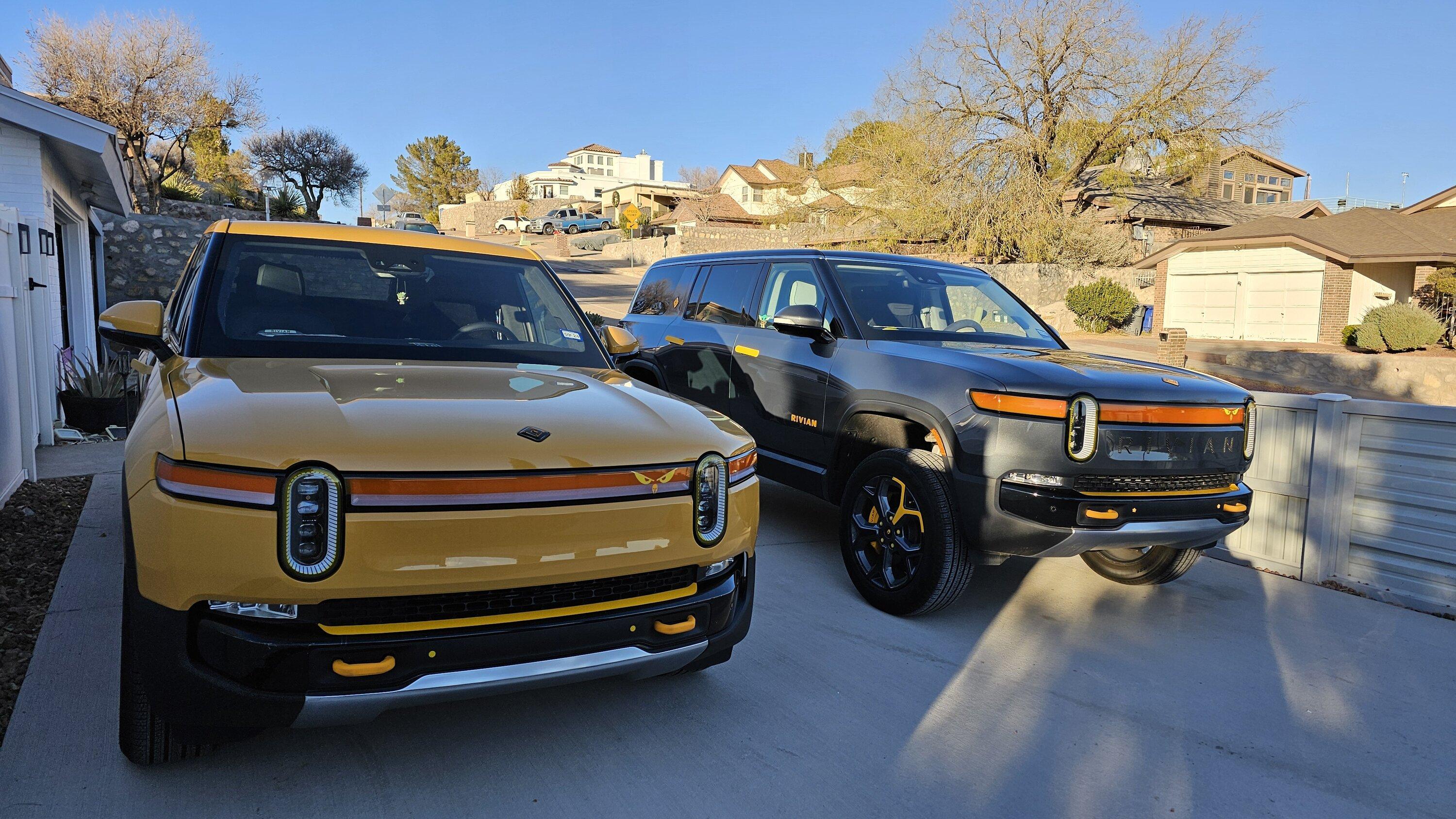 Rivian R1T R1S ? COMPASS YELLOW R1S  Photos 20240112_161657