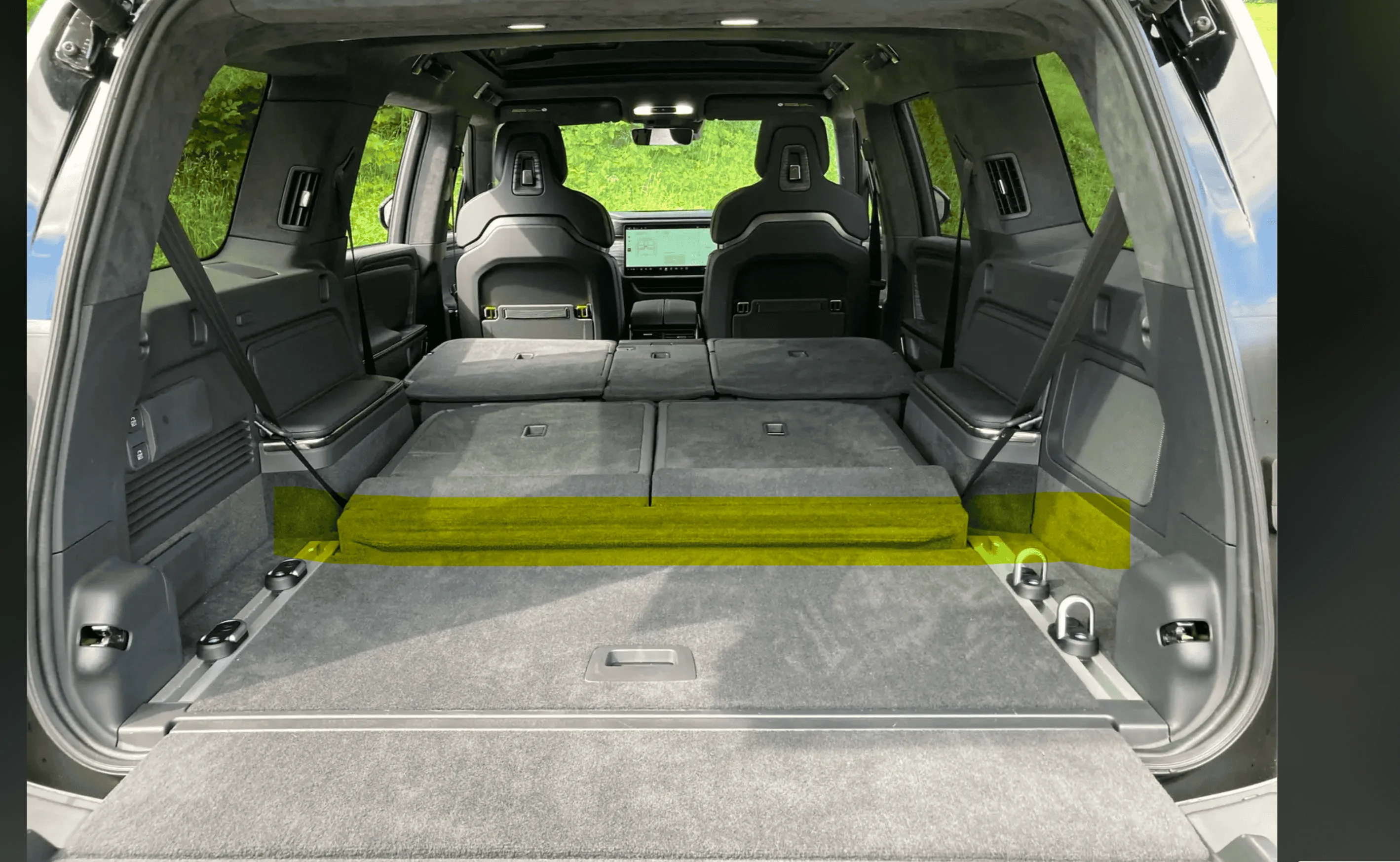 Rivian R1T R1S Custom Chilewich Mats have launched! image (101)