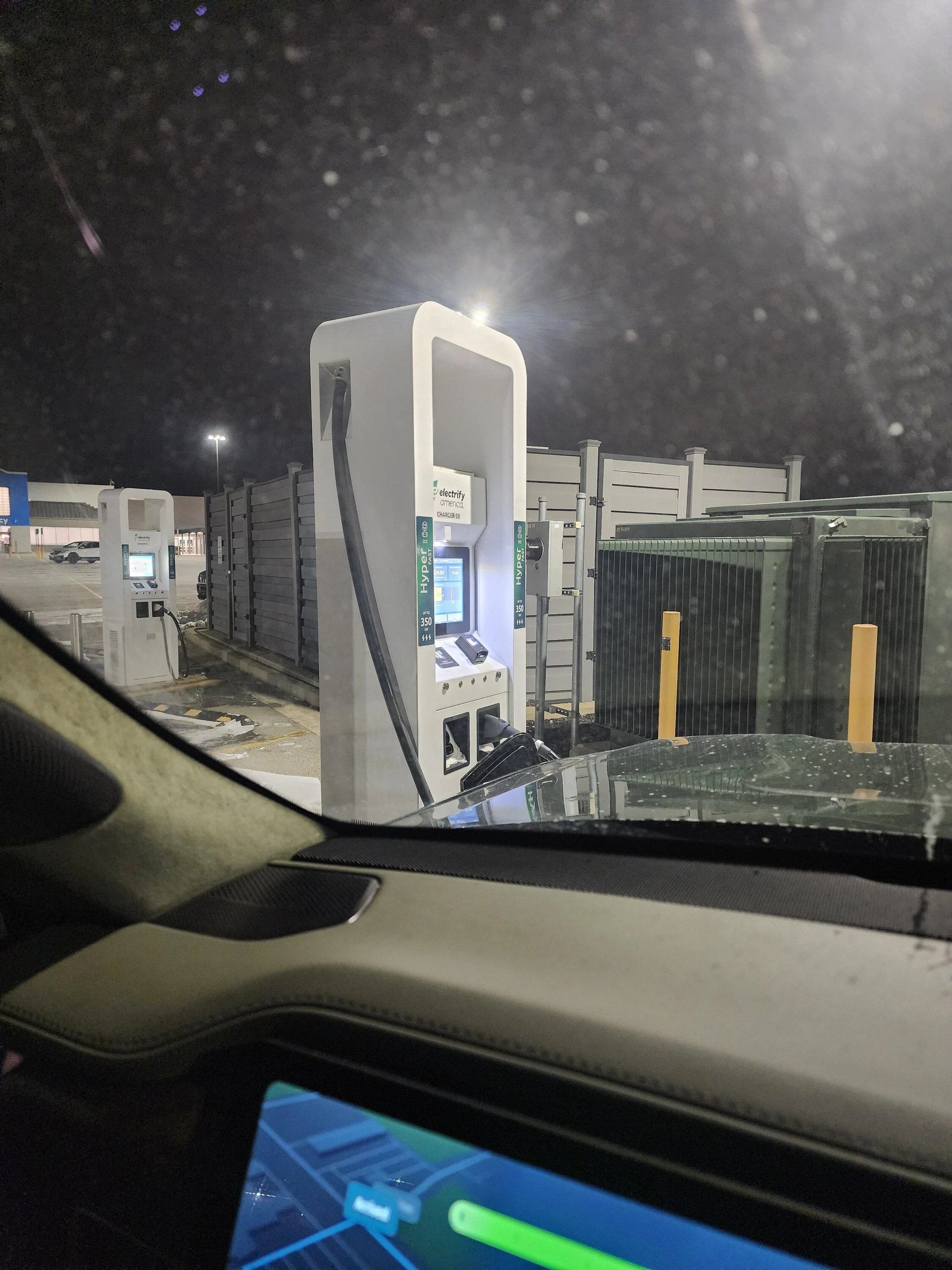 Rivian R1T R1S Bloomington, IL Charging. What gives? 20240115_201247