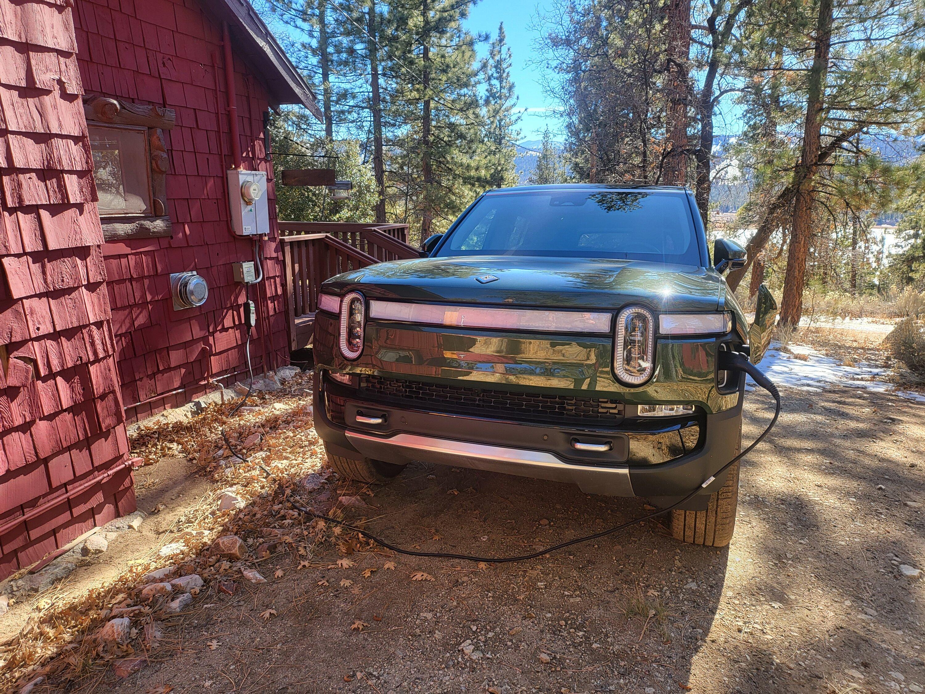Rivian R1T R1S Ski weekend in Big Bear 20240114_121549