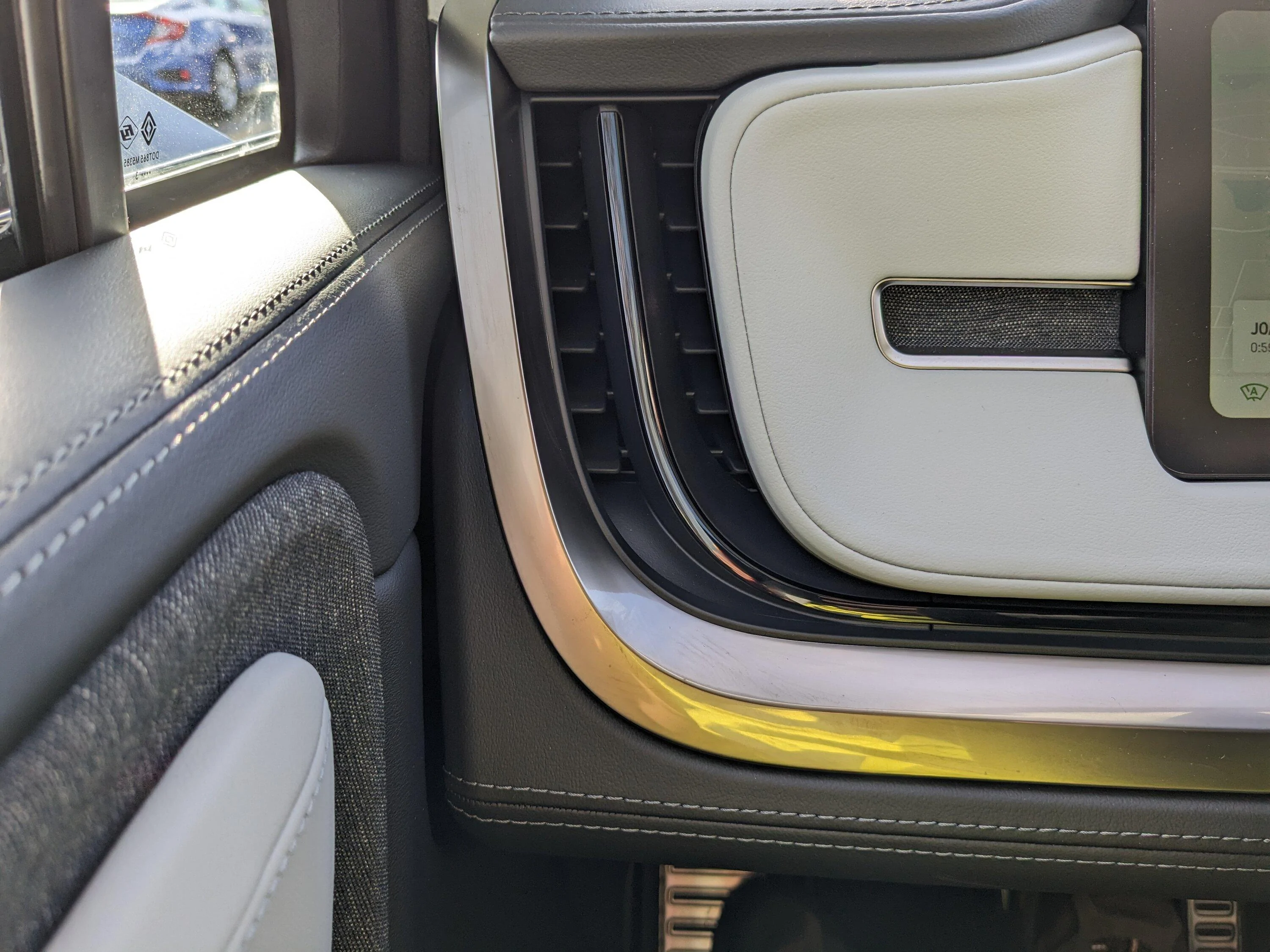 Rivian R1T R1S Full Ocean Coast Interior Photos (without wood trim) PXL_20240113_160127723
