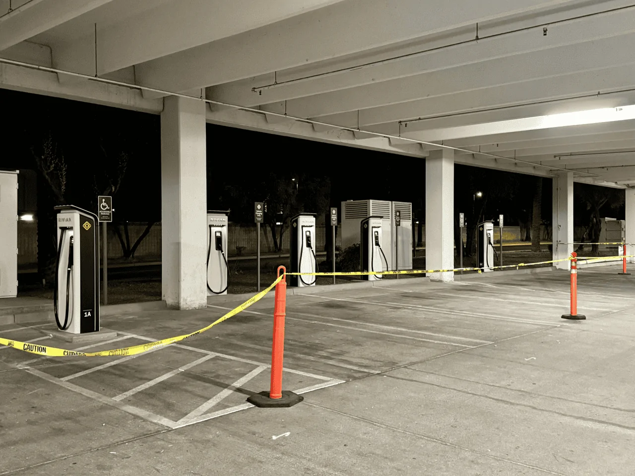 Rivian R1T R1S Phoenix, AZ (Biltmore) RAN About To Open 1705644667023