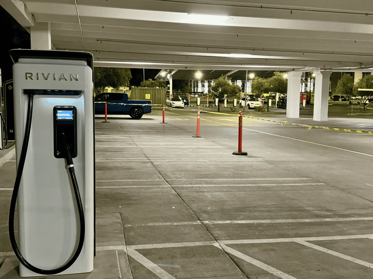 Rivian R1T R1S Phoenix, AZ (Biltmore) RAN About To Open 1705644706305