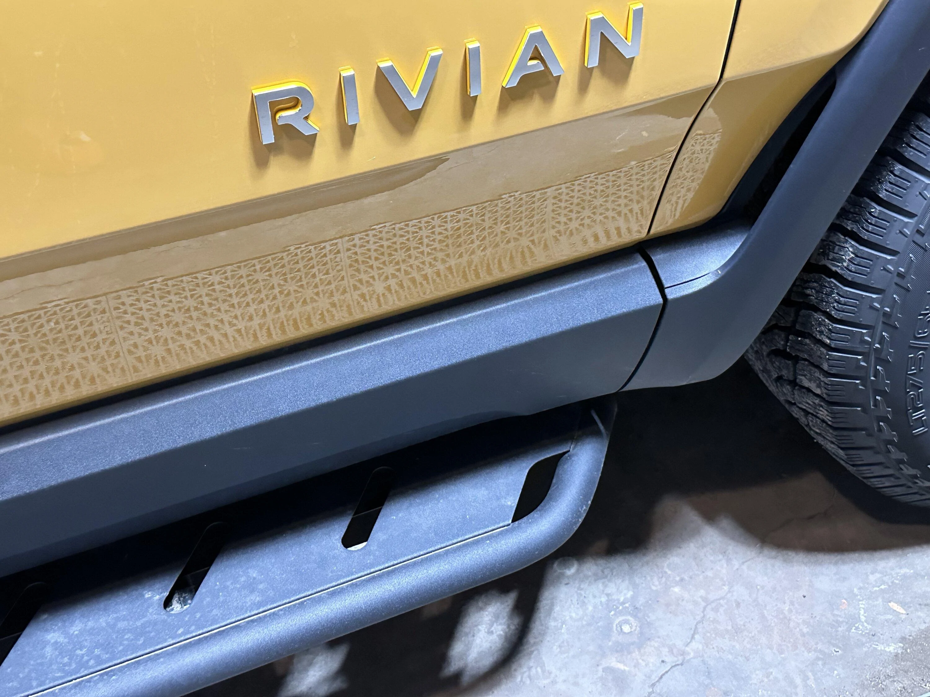 Rivian R1T R1S Which R1S Running Boards? front