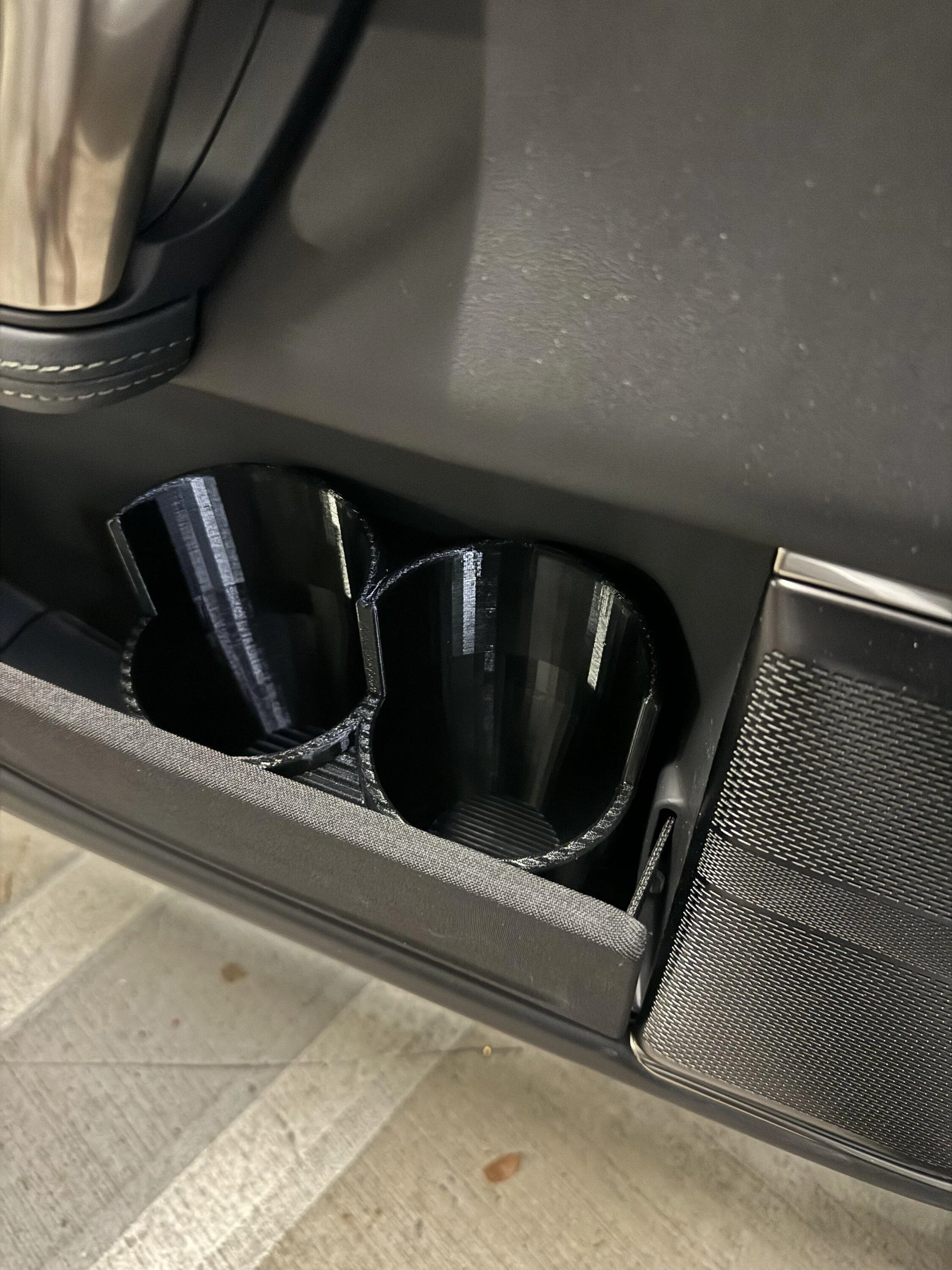 Rivian R1T R1S 3D printed Door Bottle Holder IMG_4111