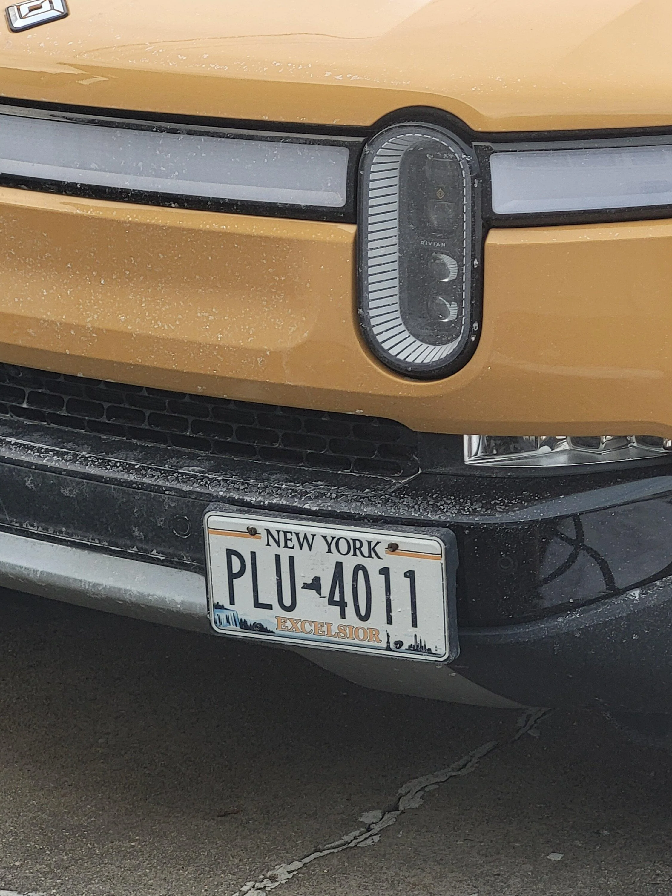 Rivian R1T R1S Show us your Rivian vanity plates! 20240120_155950
