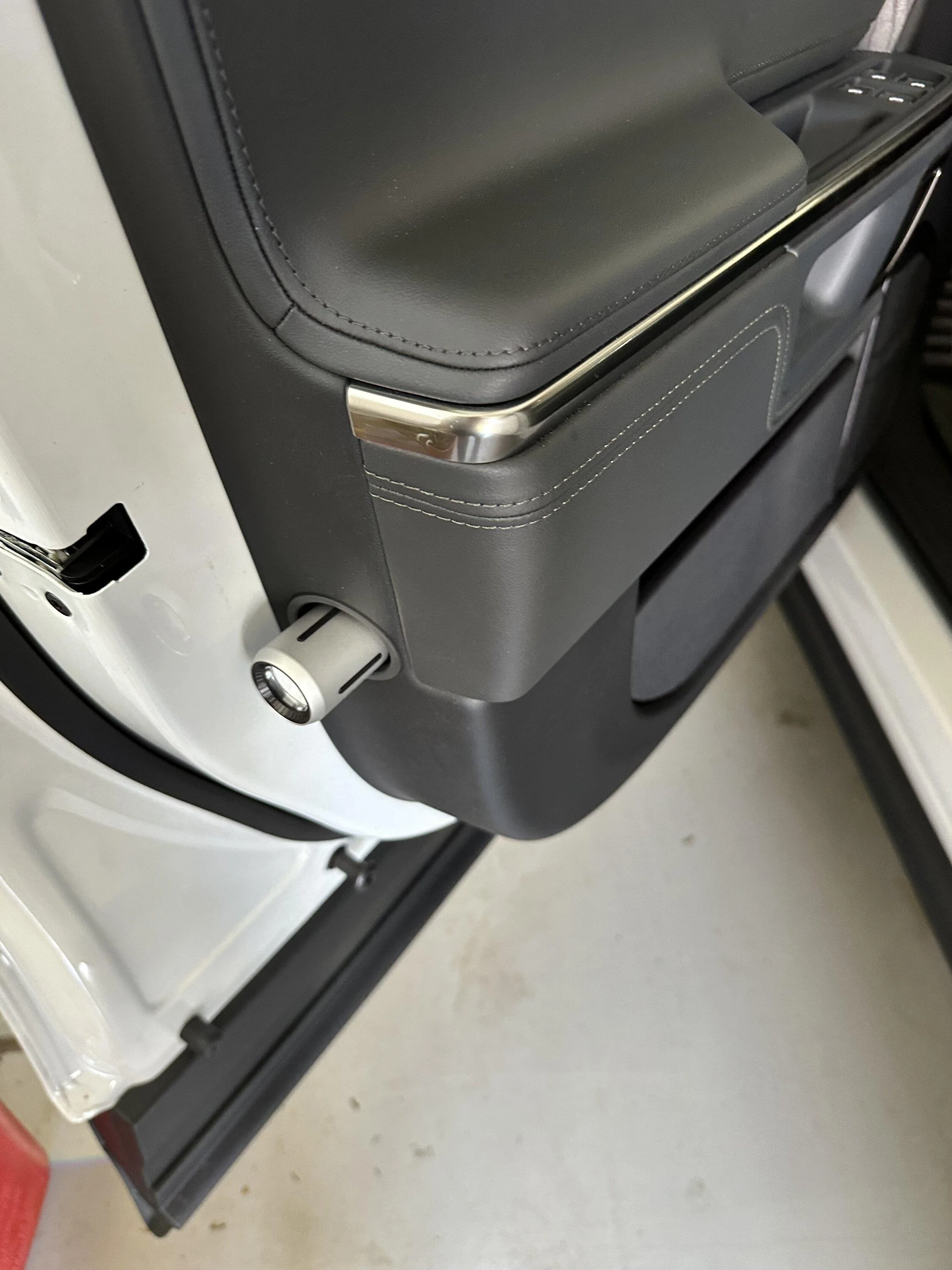 Rivian R1T R1S 2024 R1S Max Pack Performance IMG_7134