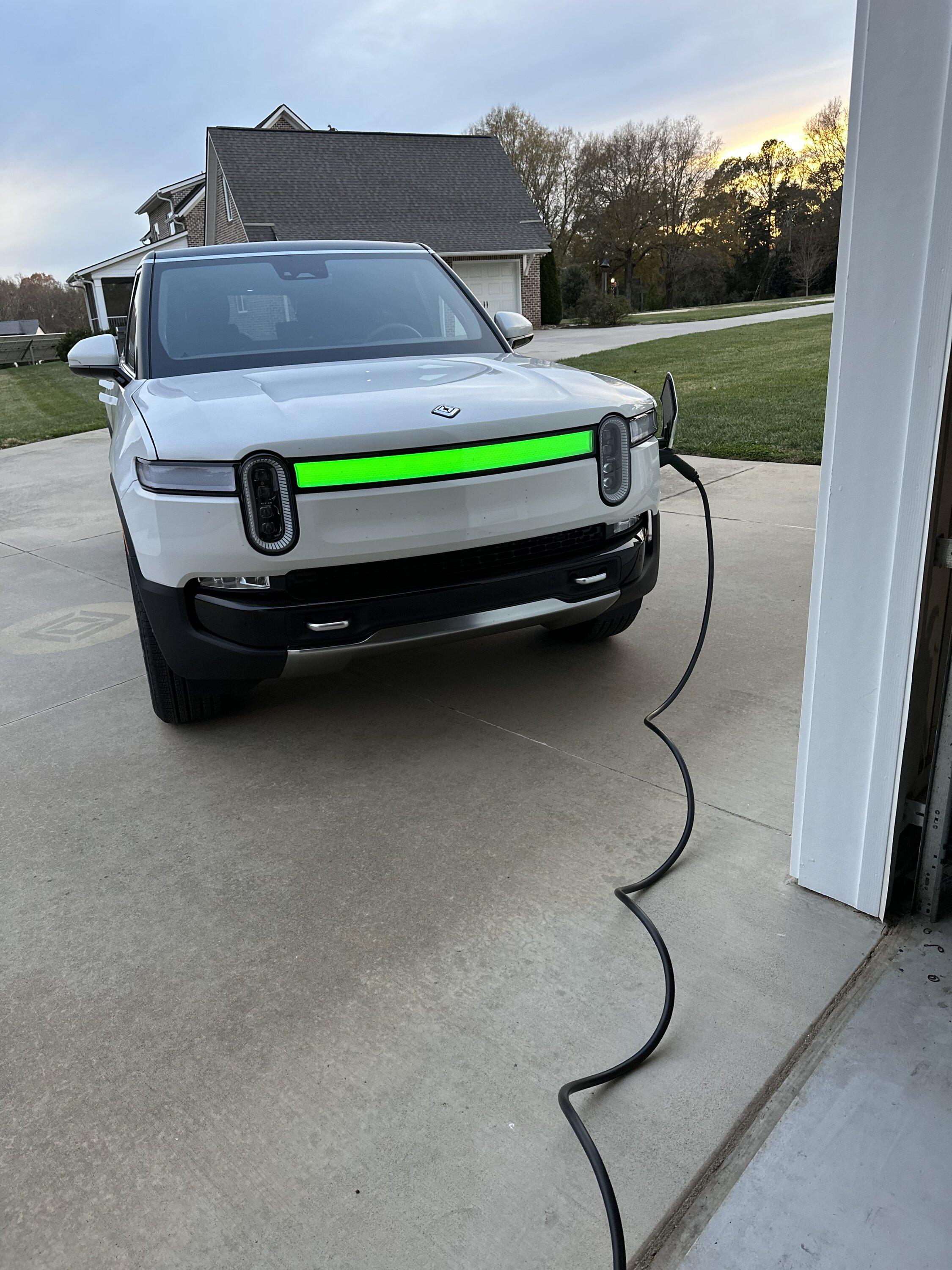 Rivian R1T R1S 2024 R1S Max Pack Performance IMG_6821