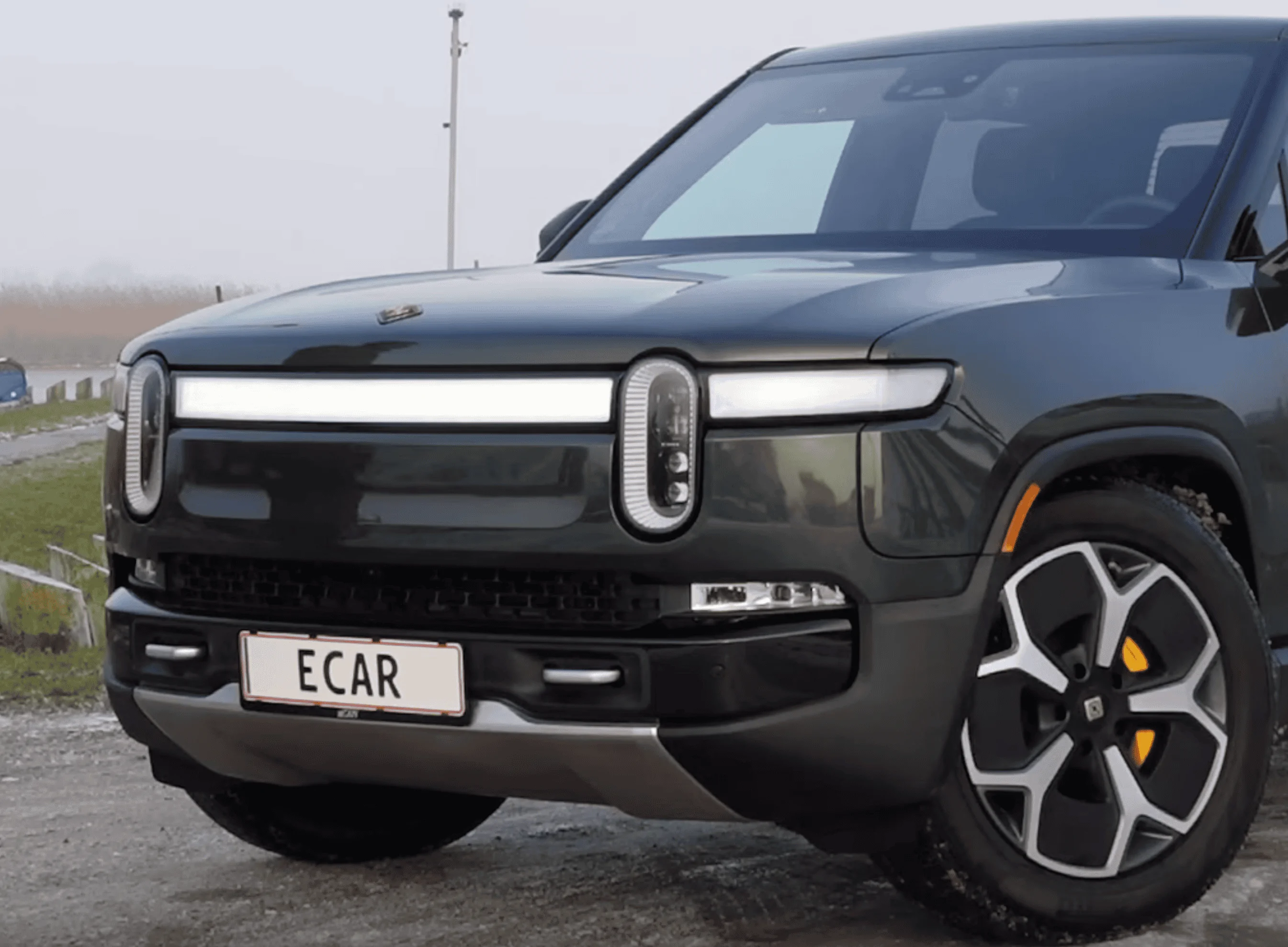 Rivian R1T R1S Show us your Rivian vanity plates! Skærmbillede 2024-01-22 kl. 09.34.18