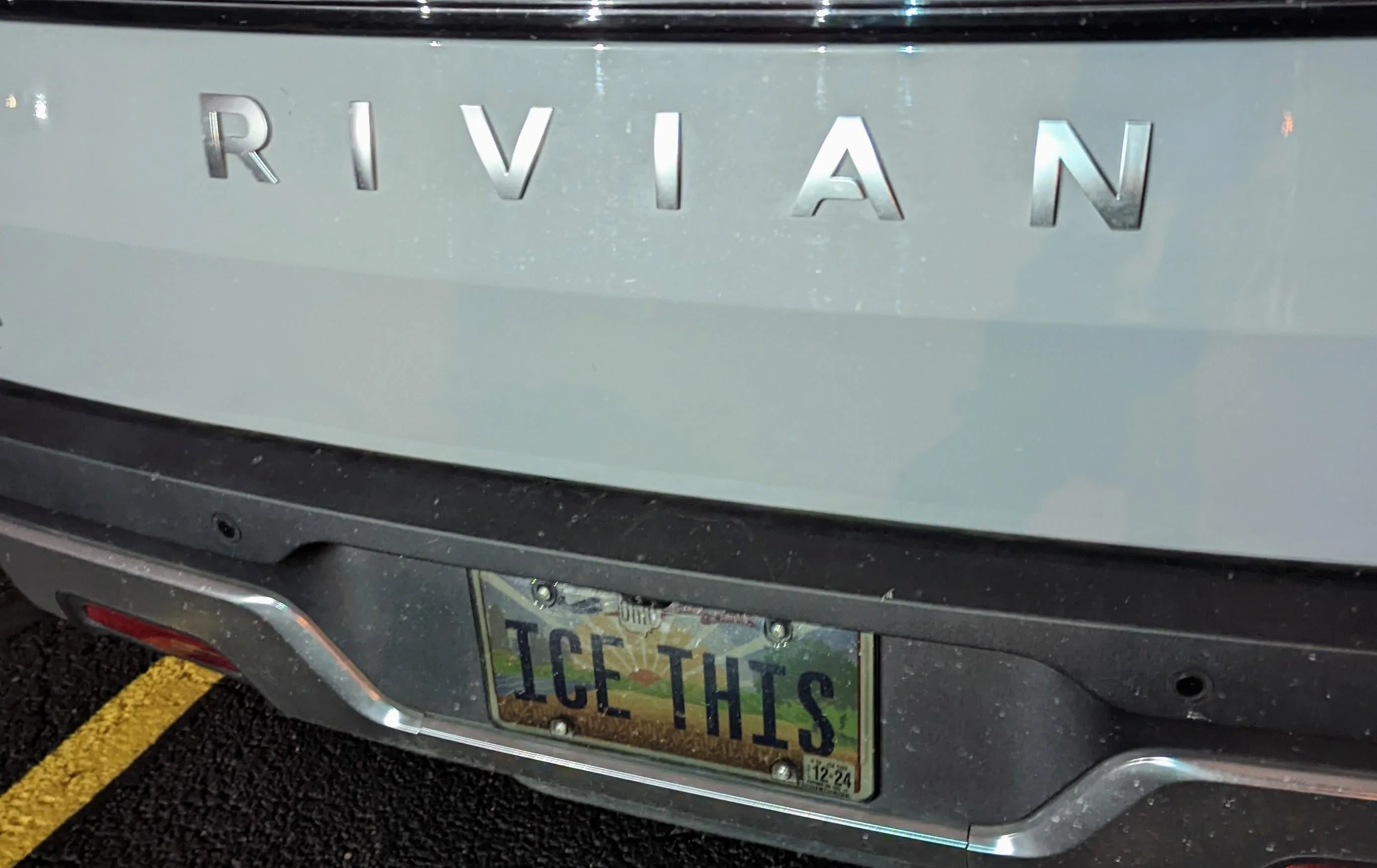 Rivian R1T R1S Show us your Rivian vanity plates! PXL_20221020_232526589~2
