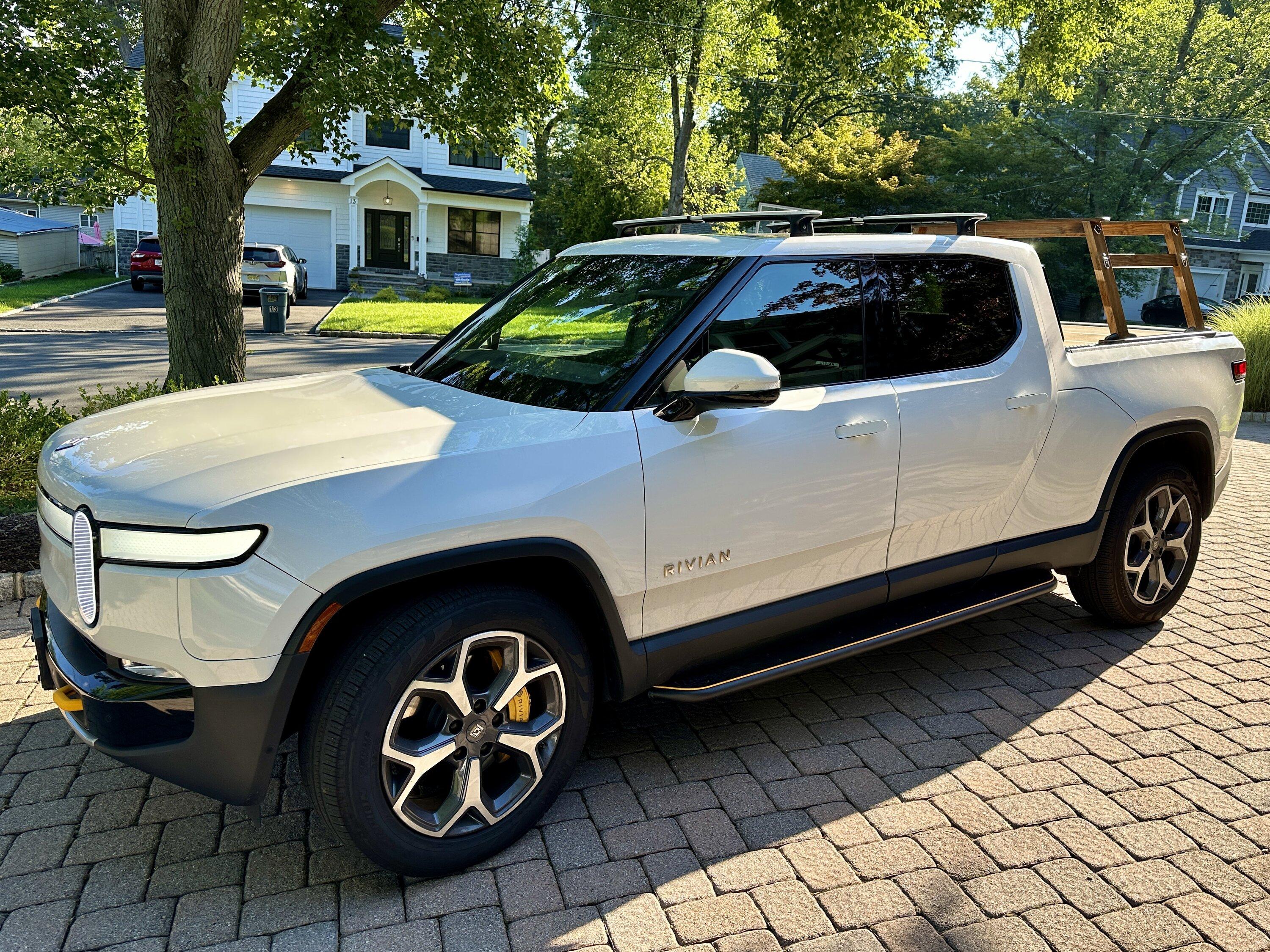 Rivian R1T R1S R1T High Truck Bed Rack for SUPs IMG_5481