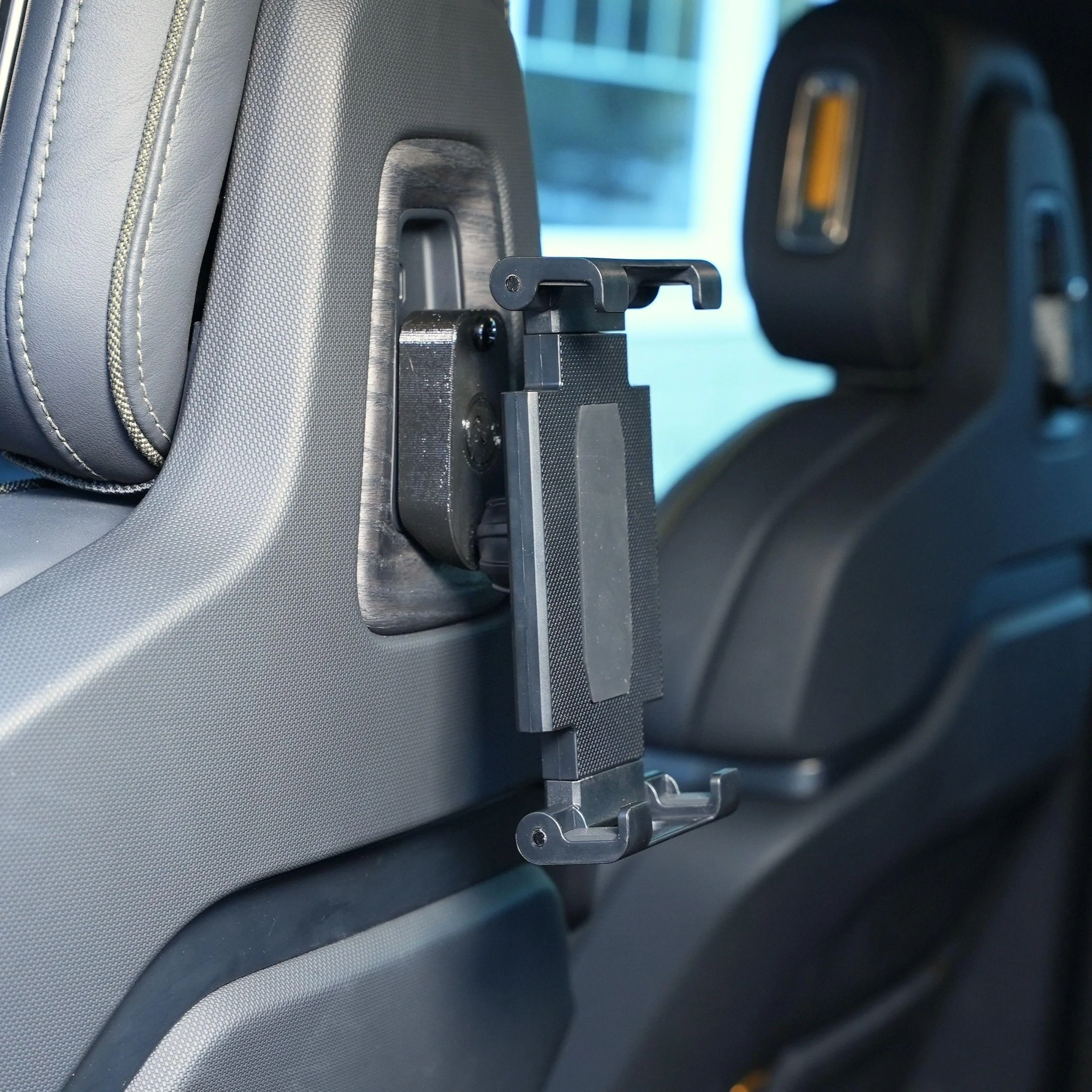 Rivian R1T R1S Tablet/Phone Mount Seat Back Anchor for Rivian R1T & R1S 17mm Seat Back Anchor + Clamp Mount