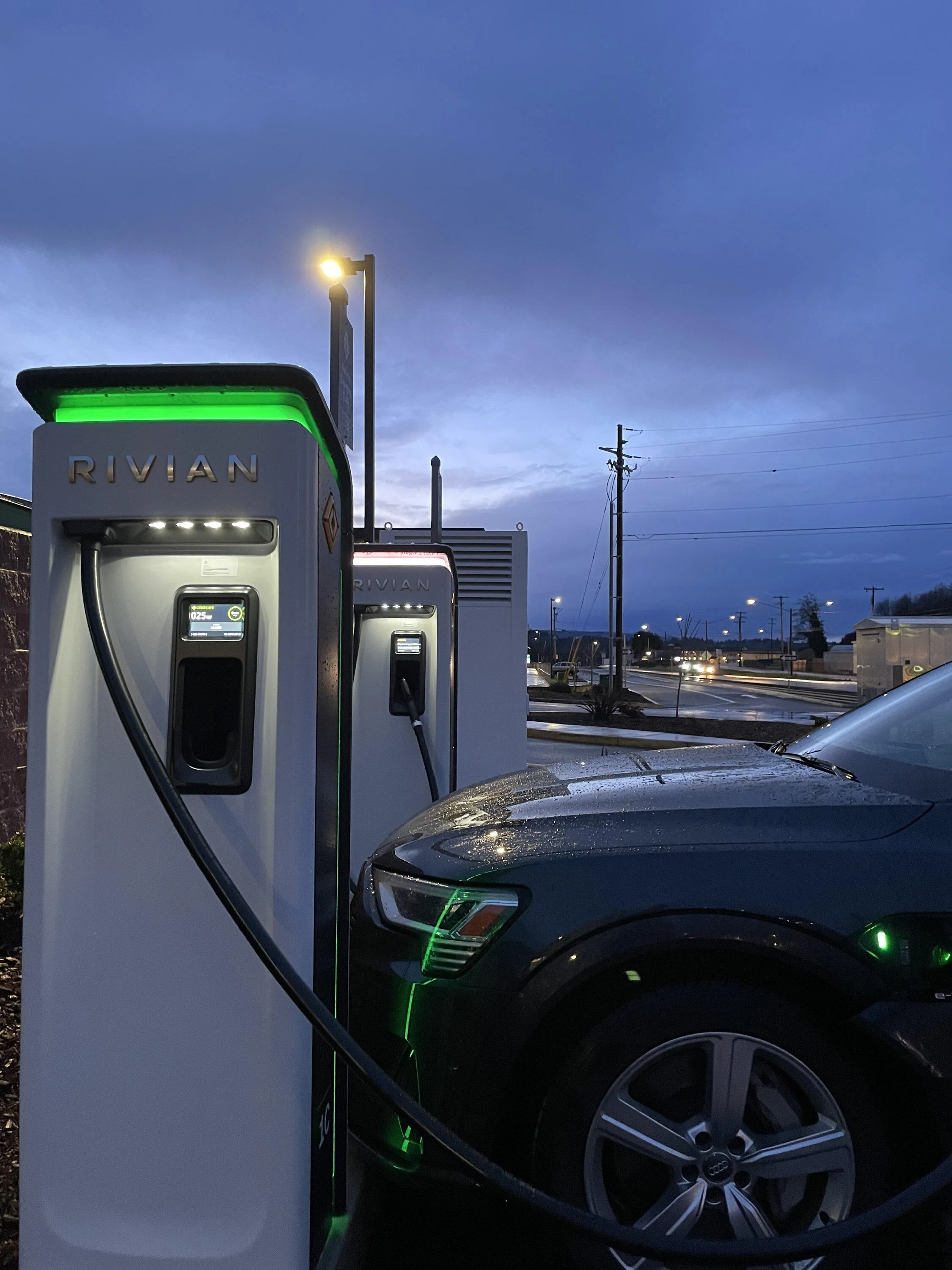 Rivian R1T R1S ? No Surprise, but Non-Rivians won't charge at RAN's IMG_6024