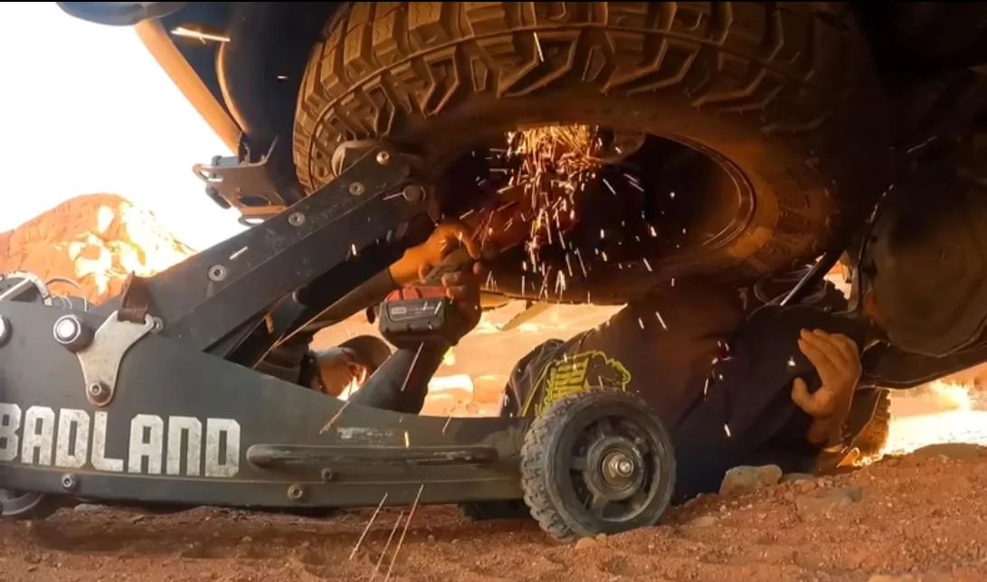 Rivian R1T R1S Spare tire in bed vs. under truck IMG_7516