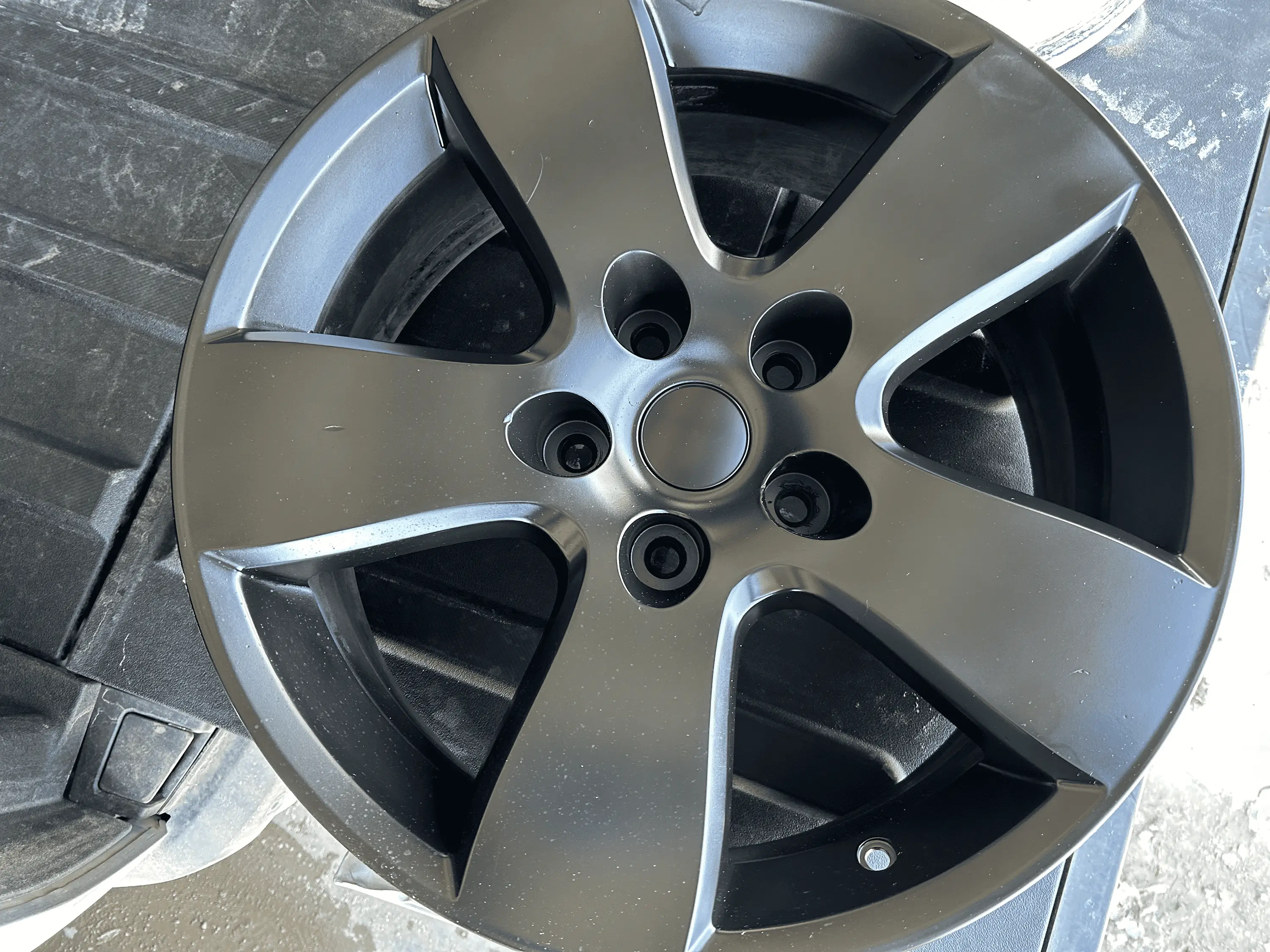 Rivian R1T R1S Ram 2363 Wheels 20" - $800 OBO tempImagec5U3ZX
