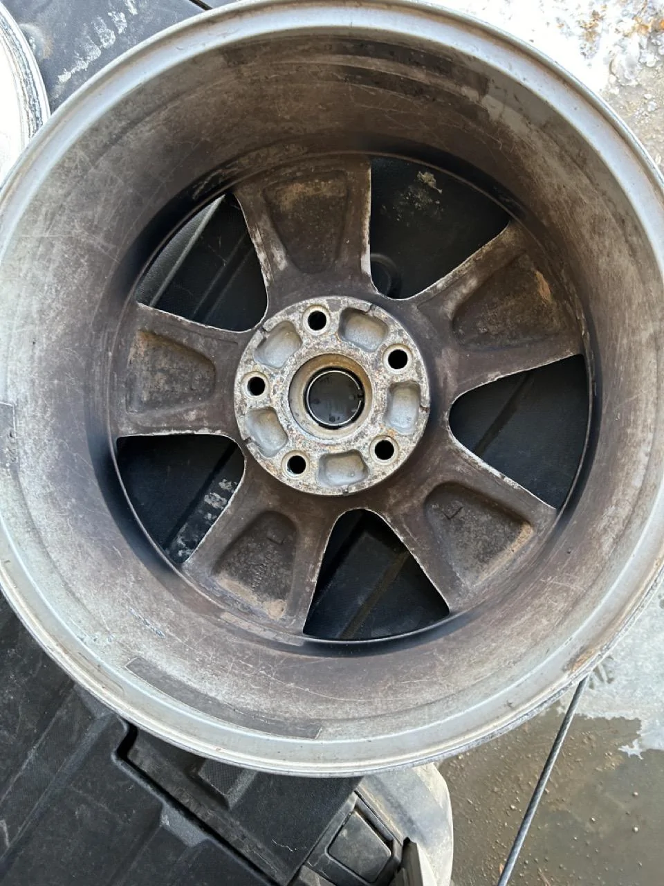 Rivian R1T R1S Ram 2363 Wheels 20" - $800 OBO IMG_3805 Larg