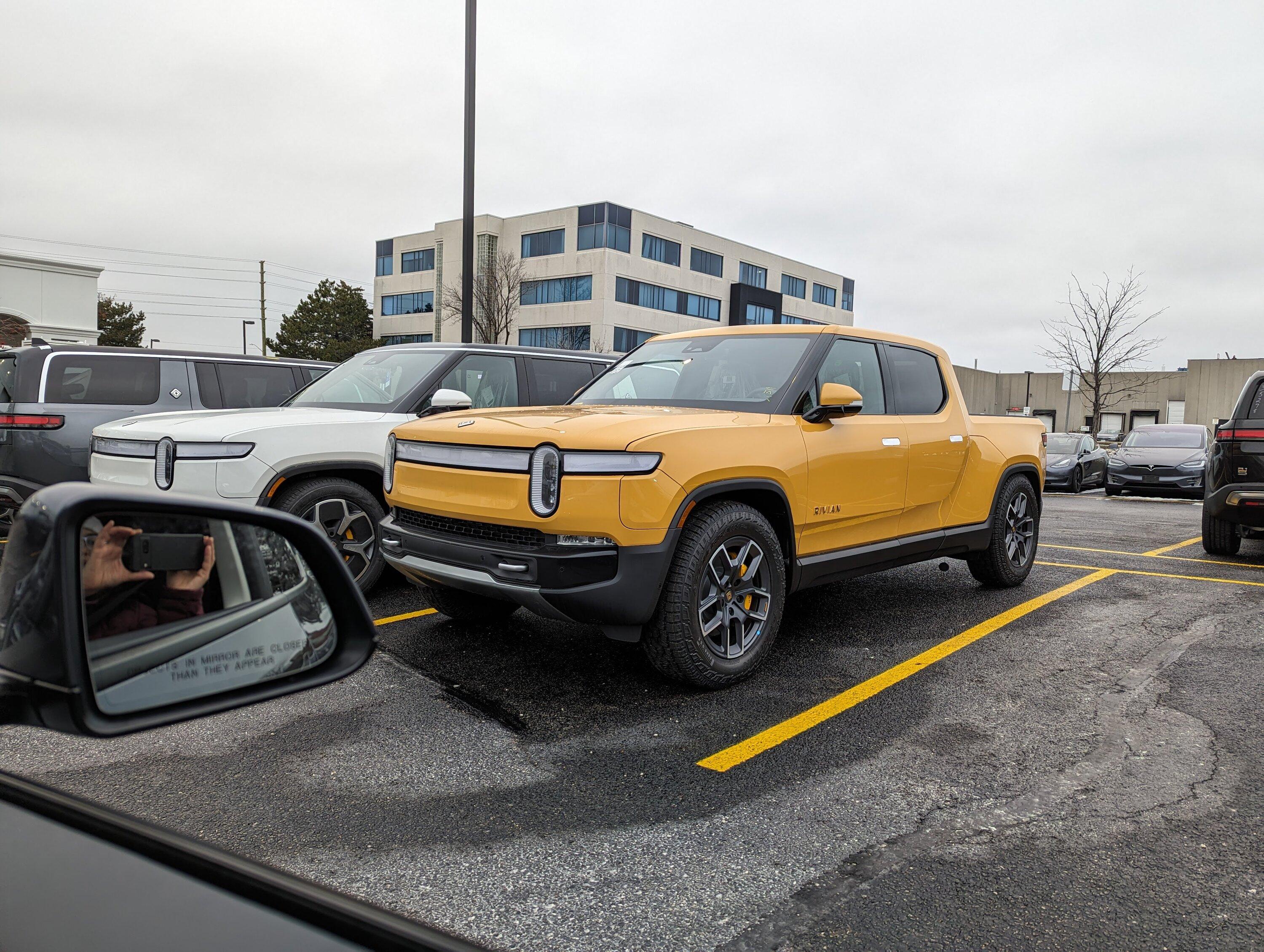 Rivian R1T R1S Ontario Service Centre Location PXL_20240127_205131345