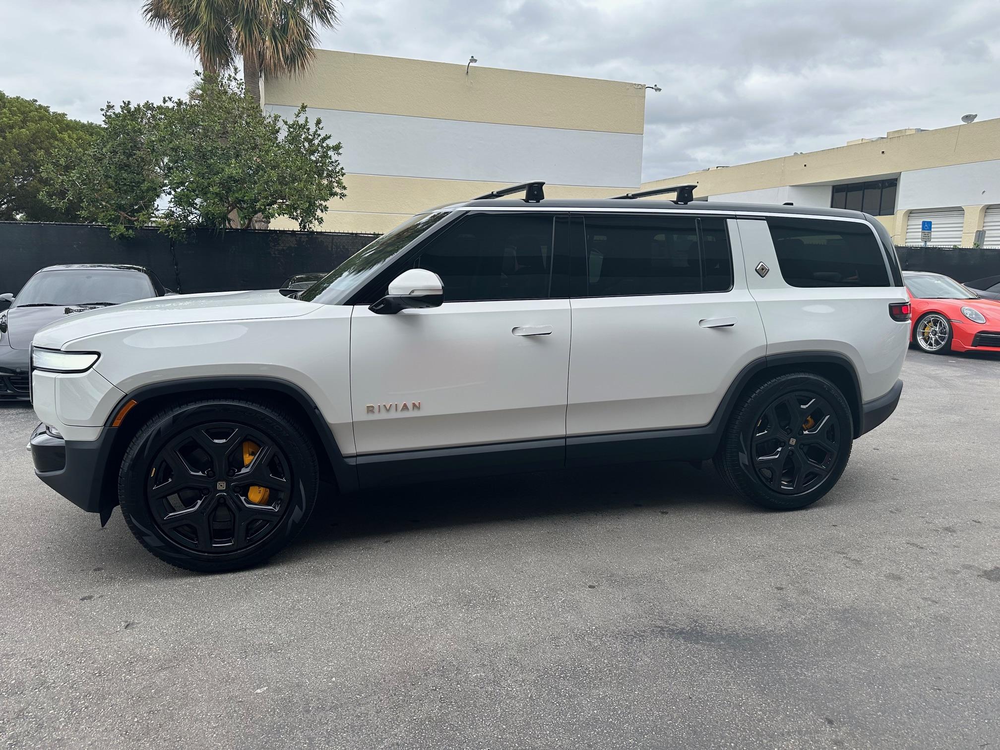 Rivian R1T R1S My New RIS Review (First 1k miles) IMG_5700