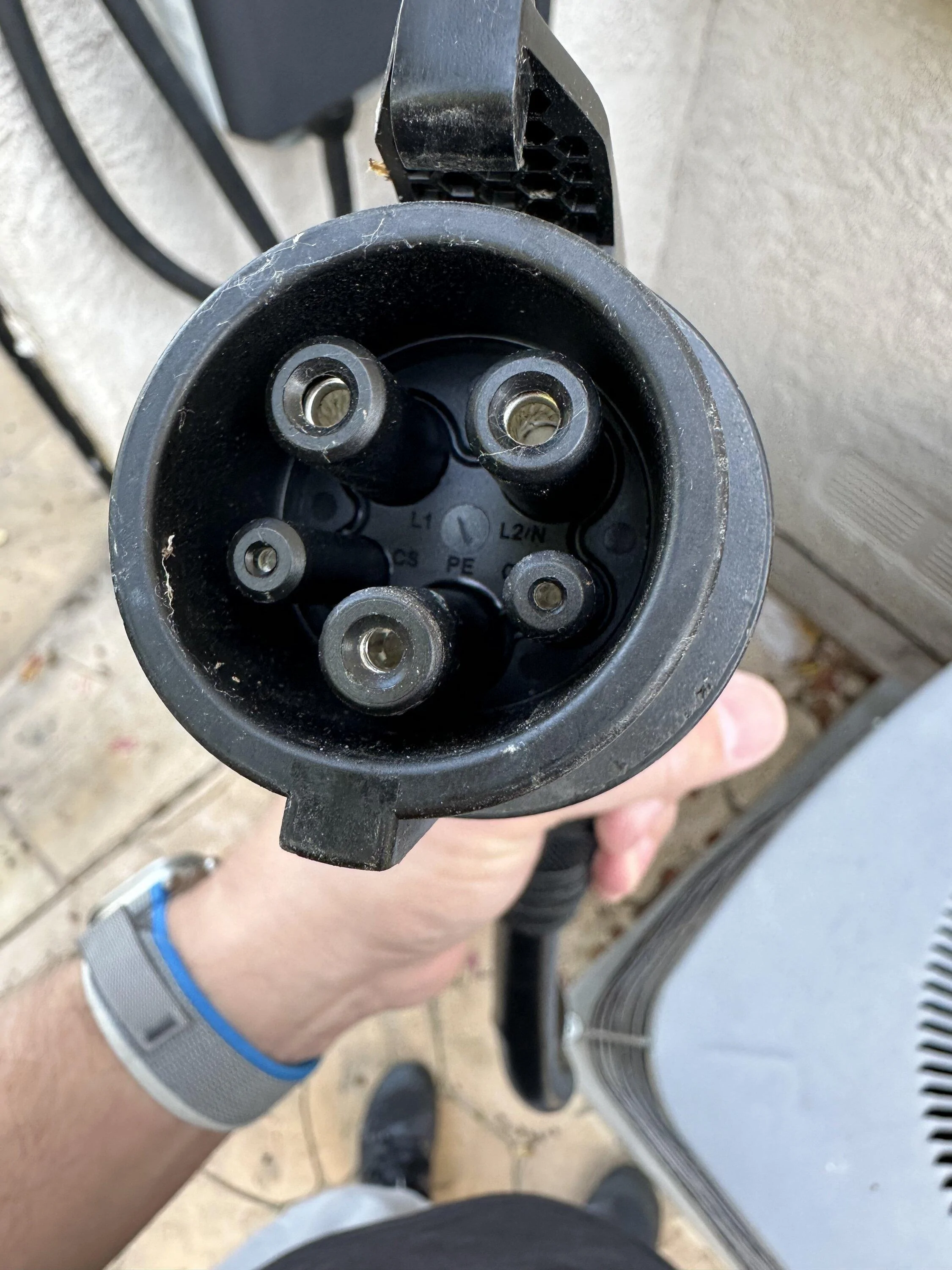 Rivian R1T R1S Rivian Wall Charger Keeps Dropping to reduced level IMG_0126
