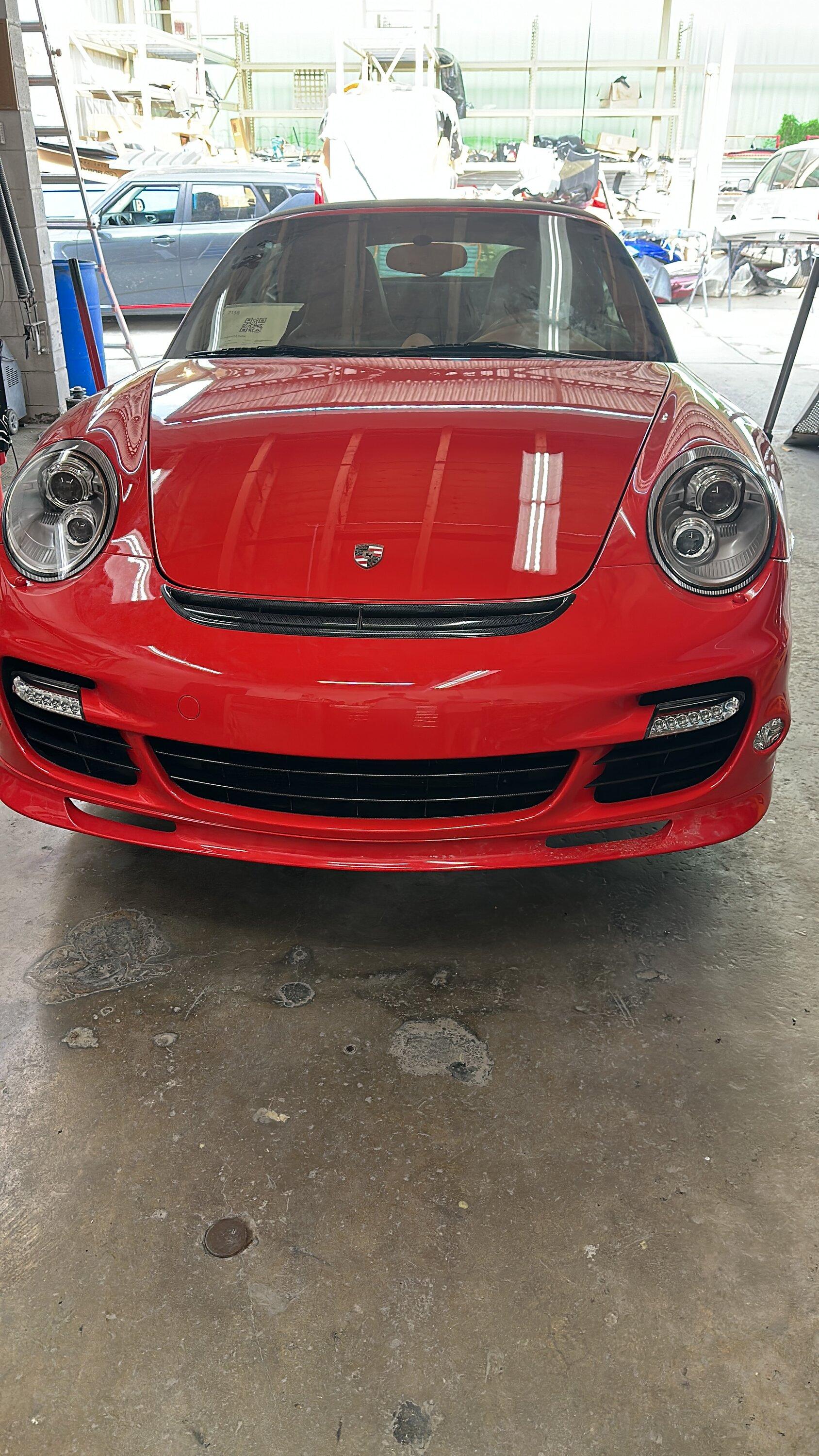 Rivian R1T R1S Chrome Delete and Powder Coat in Orlando? 0E1EA99F-75B9-4843-91ED-2FF9A2A43FFF