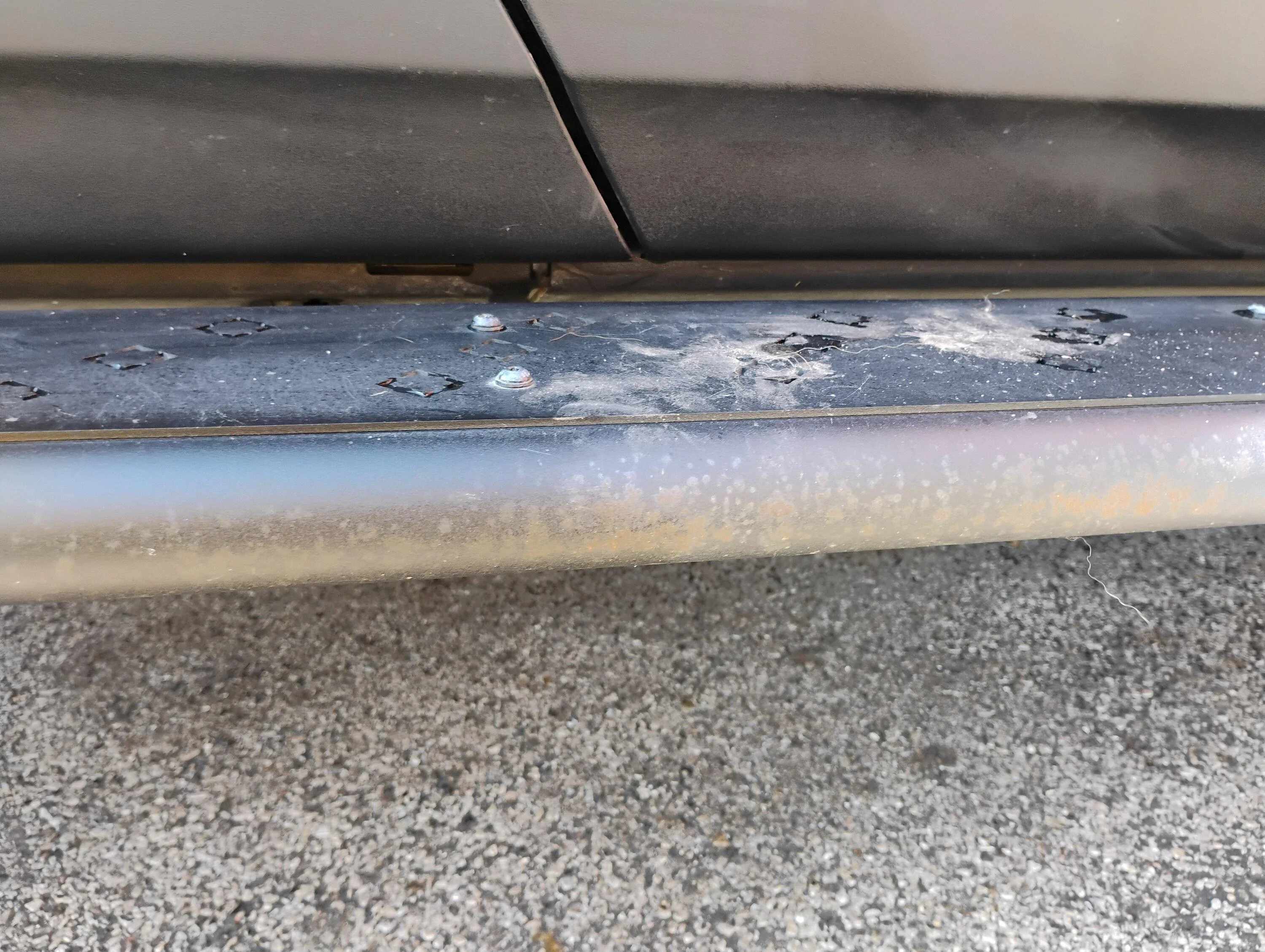 Rivian R1T R1S EV Sportline Running Boards Rusting after 2 Months IMG_20240204_123309645