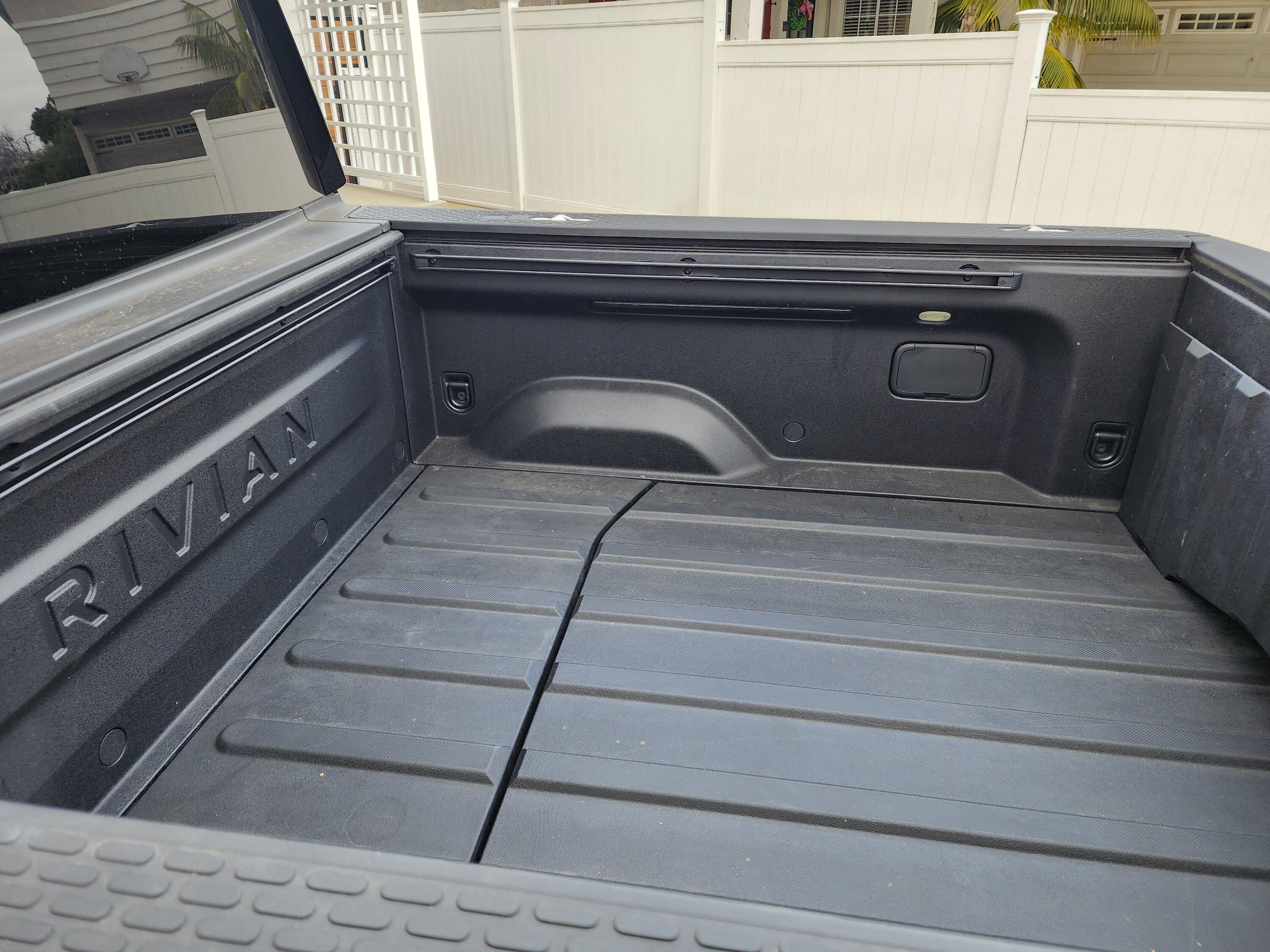 Rivian R1T R1S Bed track/rail cargo management system $100 20230221_154632