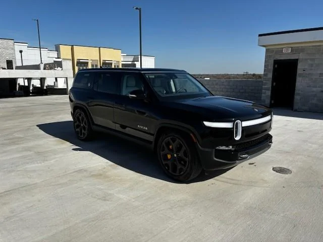 Rivian R1T R1S '24 Midnight R1S For Sale 3
