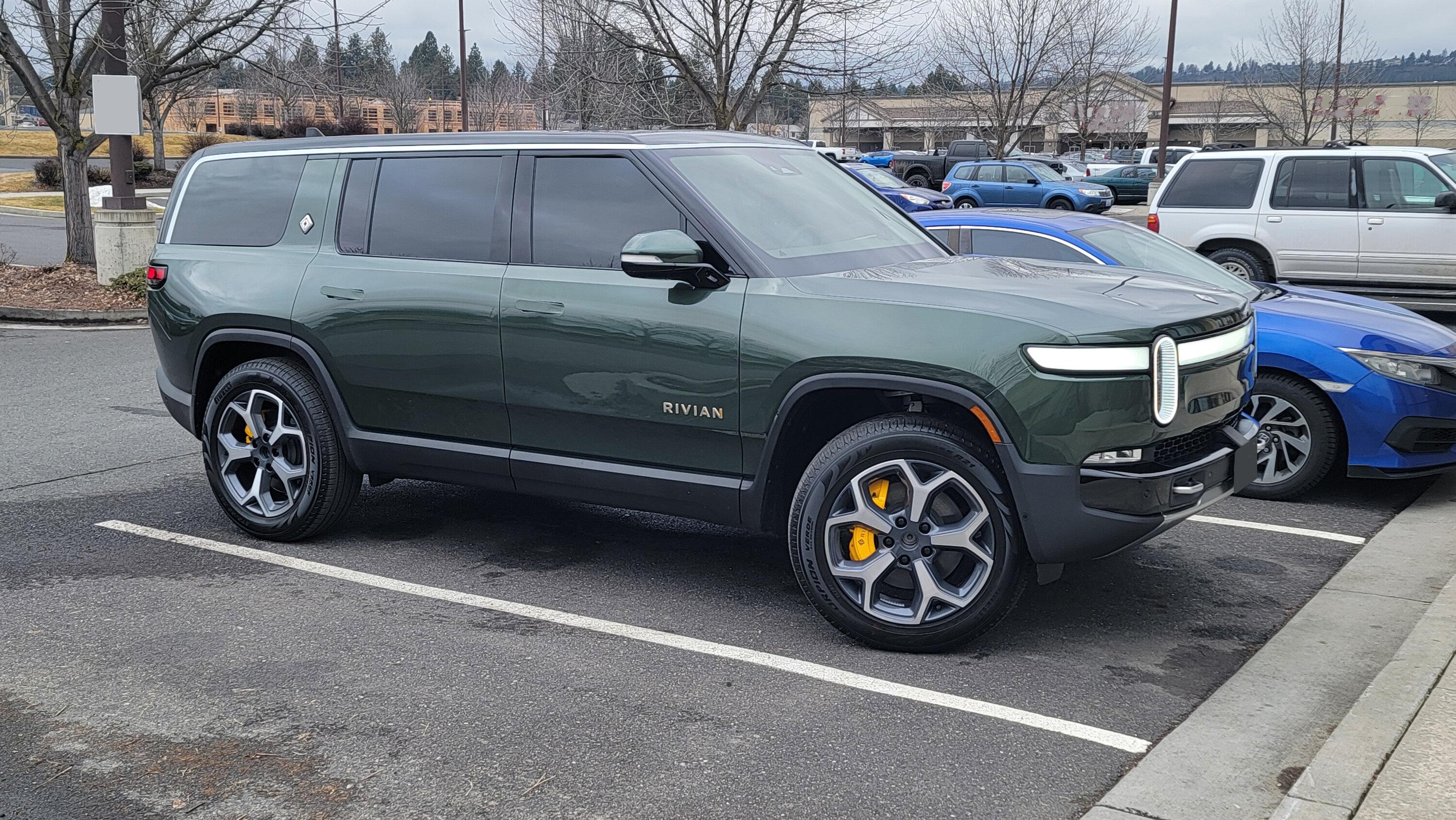 Rivian R1T R1S R1S Finally Ready for Driving with Full PPF Installed! RIVIAN R1S FULL PPF 2