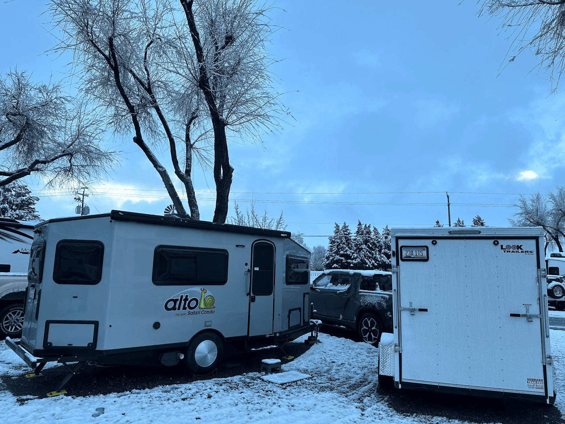 Rivian R1T R1S Towing Efficiency by Trailer Size & Weight 1707446595978