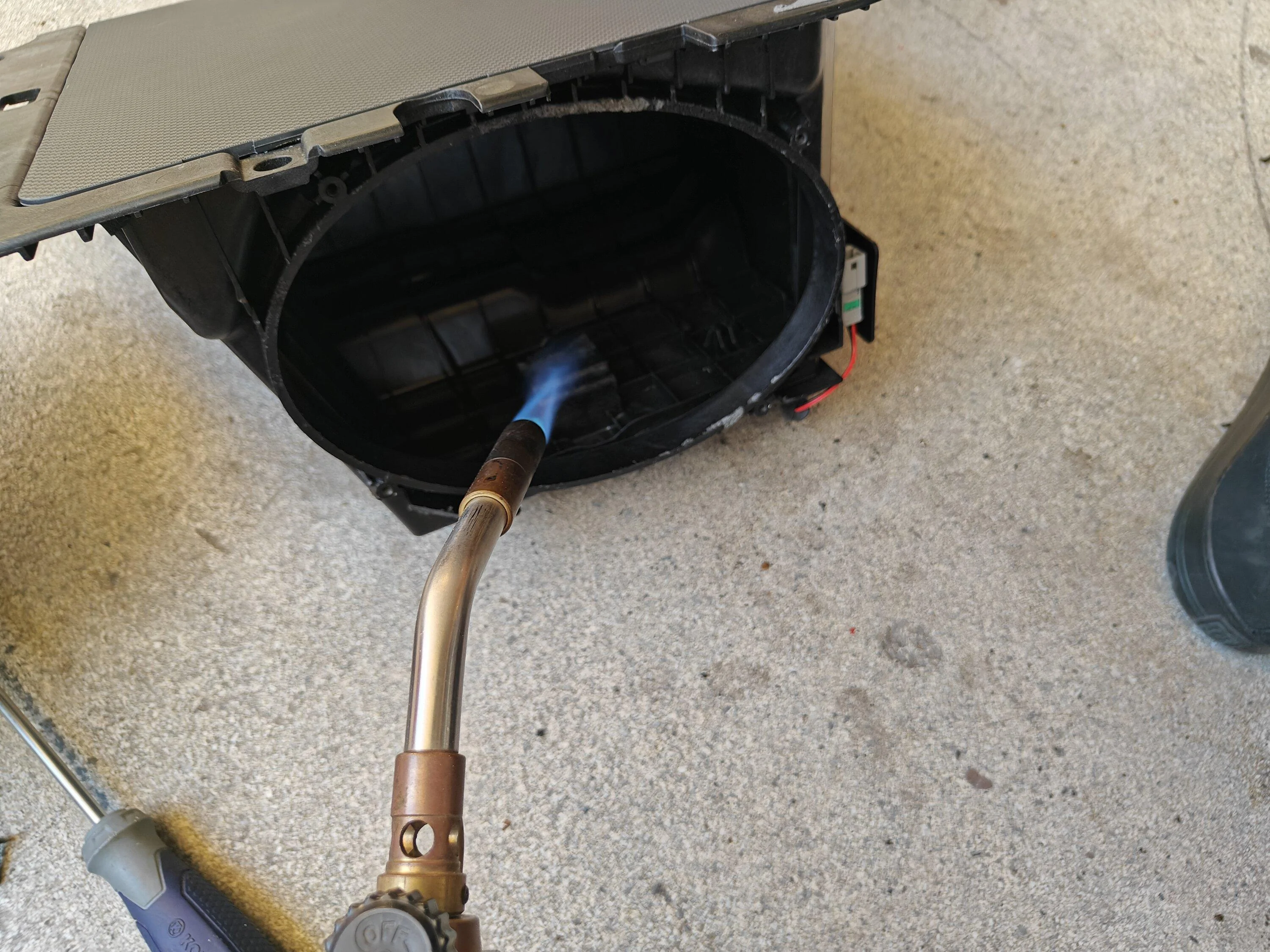 Rivian R1T R1S Aftermarket 6X9 subwoofer experiment in a 2023 R1T IMG20240208165300
