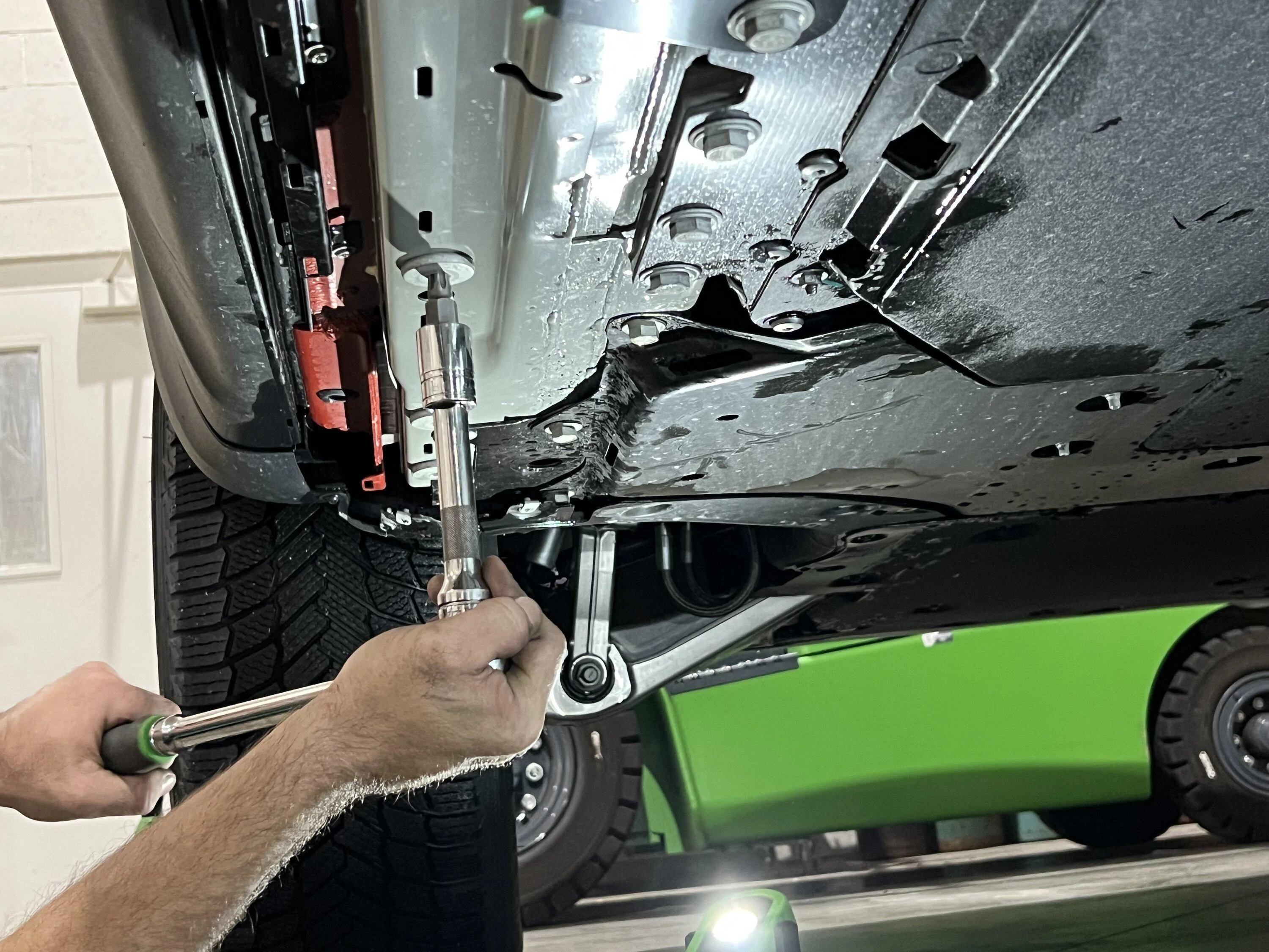 Rivian R1T R1S RealWheels EV Stainless Steel Running Boards IMG_3334