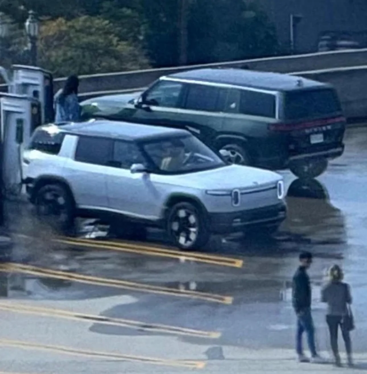 Rivian R1T R1S Is this the R2 spotted in the wild? IMG_8376