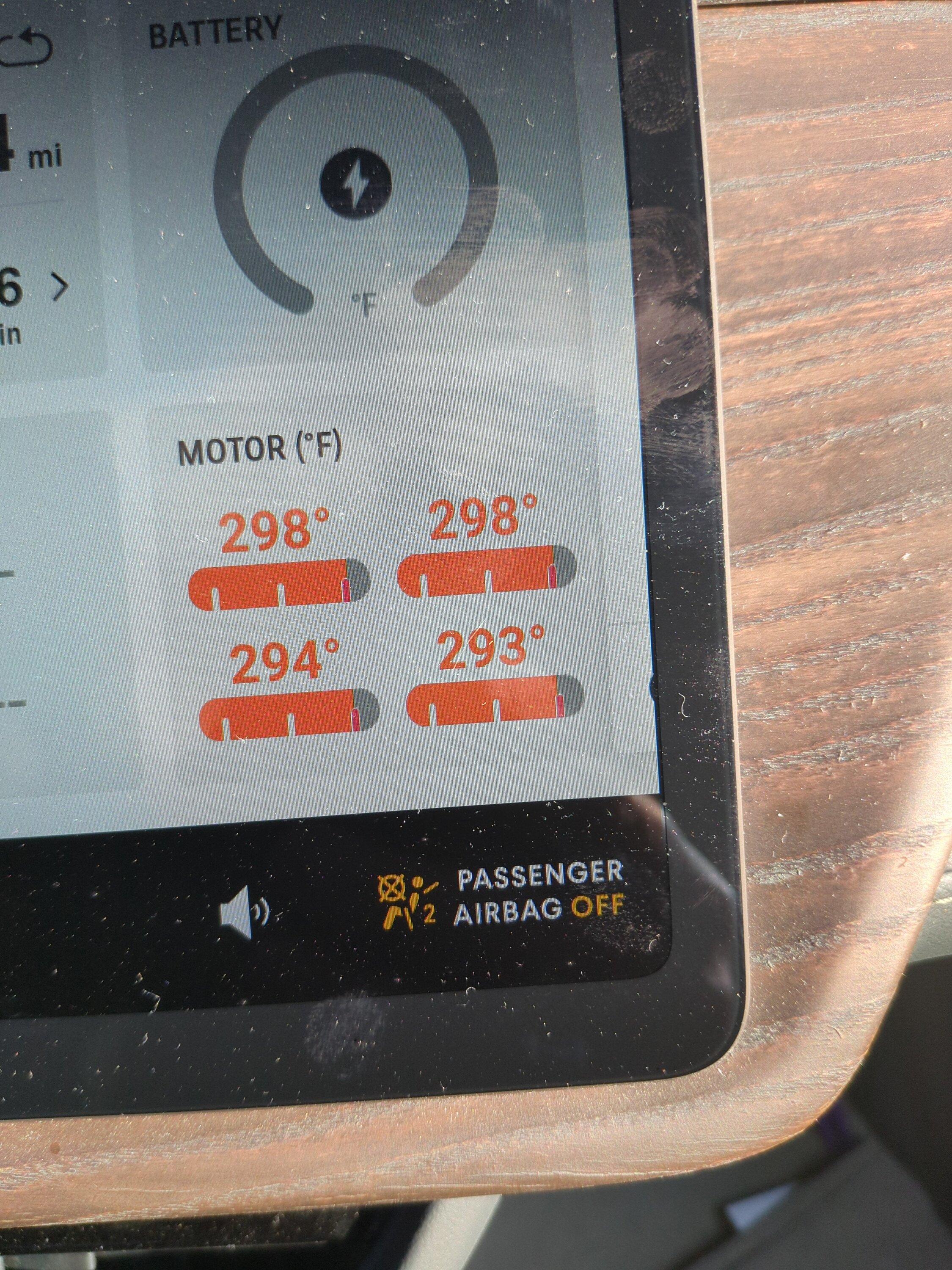 Rivian R1T R1S Is this normal? Motor temp skyrocketing 17081810340872617535289785404092
