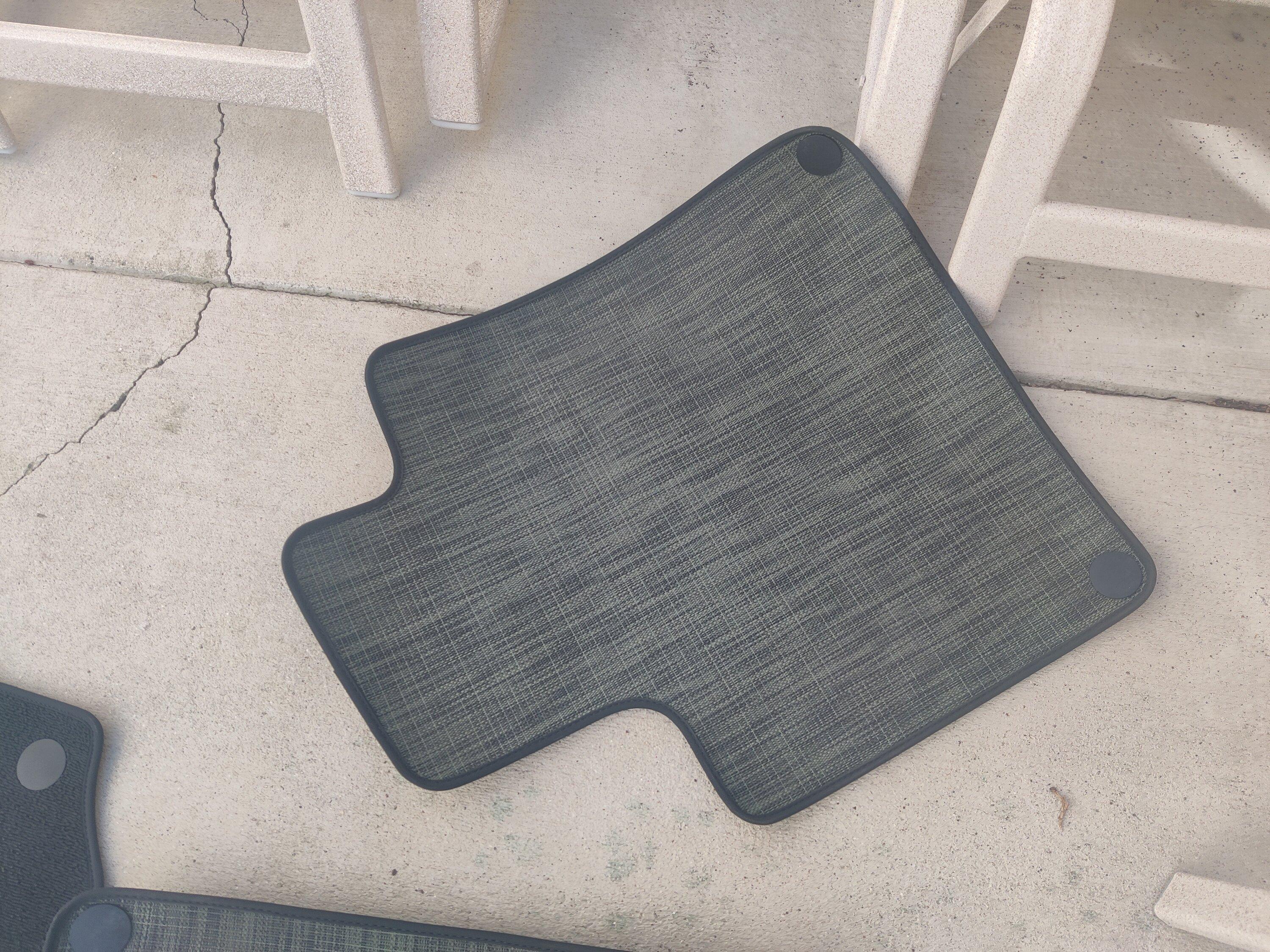 Rivian R1T R1S Stock chilliwich floormats green $40 IMG_20240217_151233