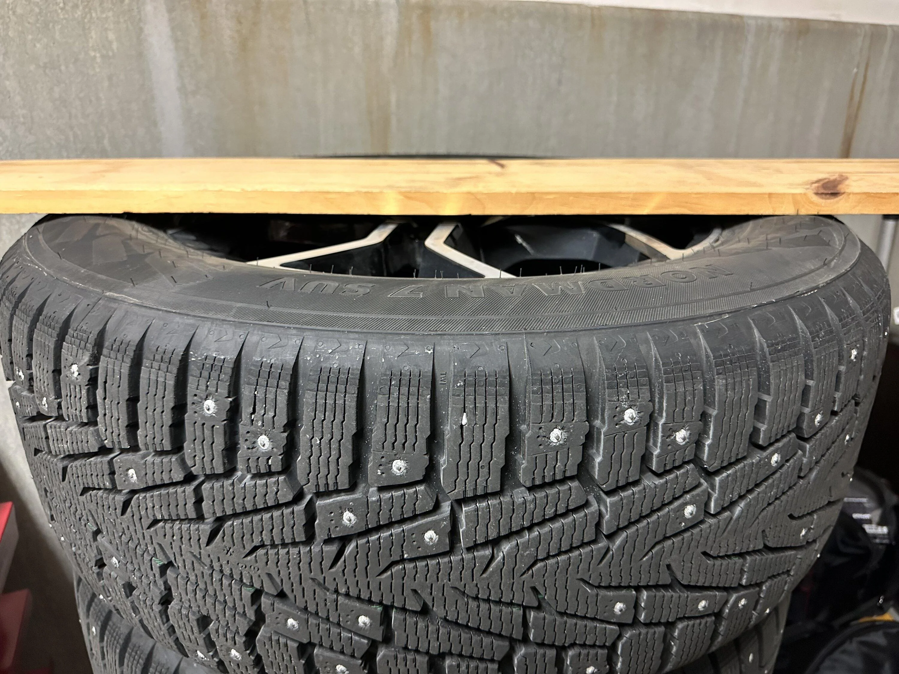 Rivian R1T R1S Ordered new 20” wheel with +48mm offset from Tirerack IMG_2464