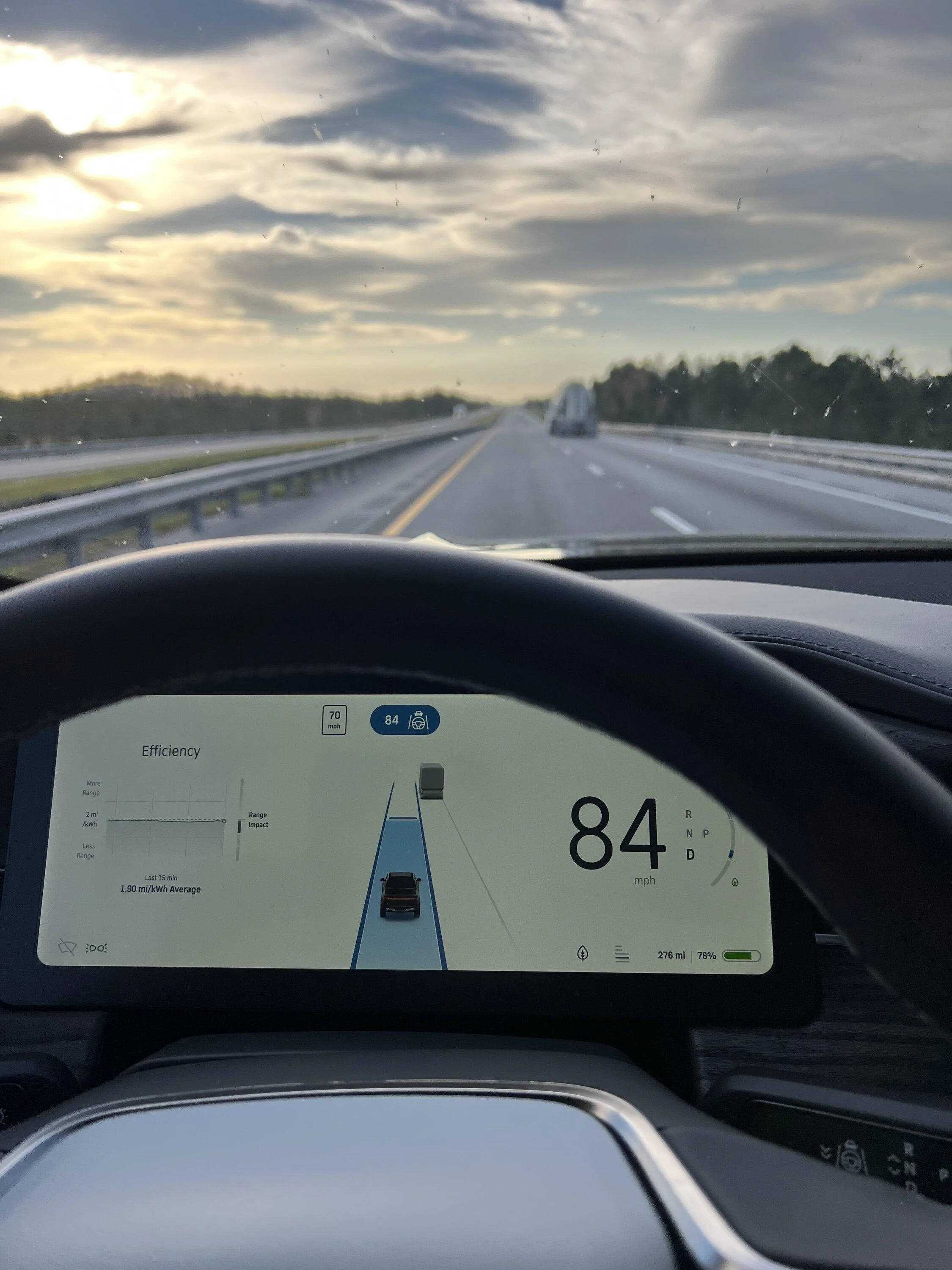 Rivian R1T R1S Dual motor highway efficiency uuid=C12C05C1-9334-4E74-919C-1BDA413C72B8&library=1&type=1&mode=2&loc=true&cap=tru