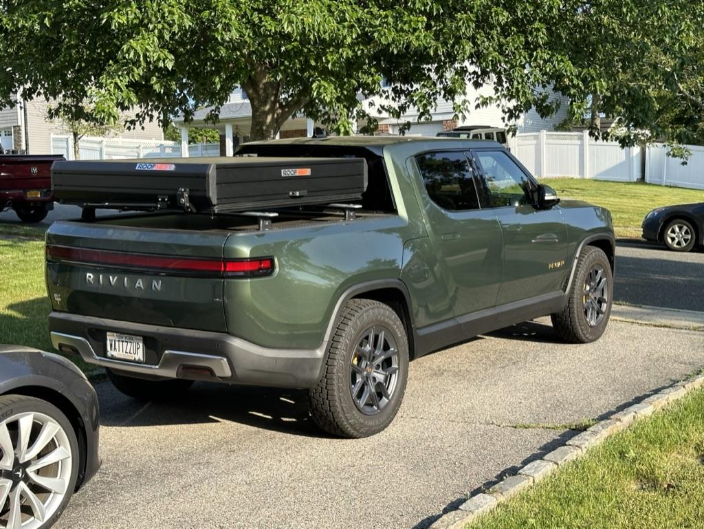 Rivian R1T R1S Show us your Rivian vanity plates! 51384885-8630-47AF-BA27-CFB1E86074DF_1_105_c