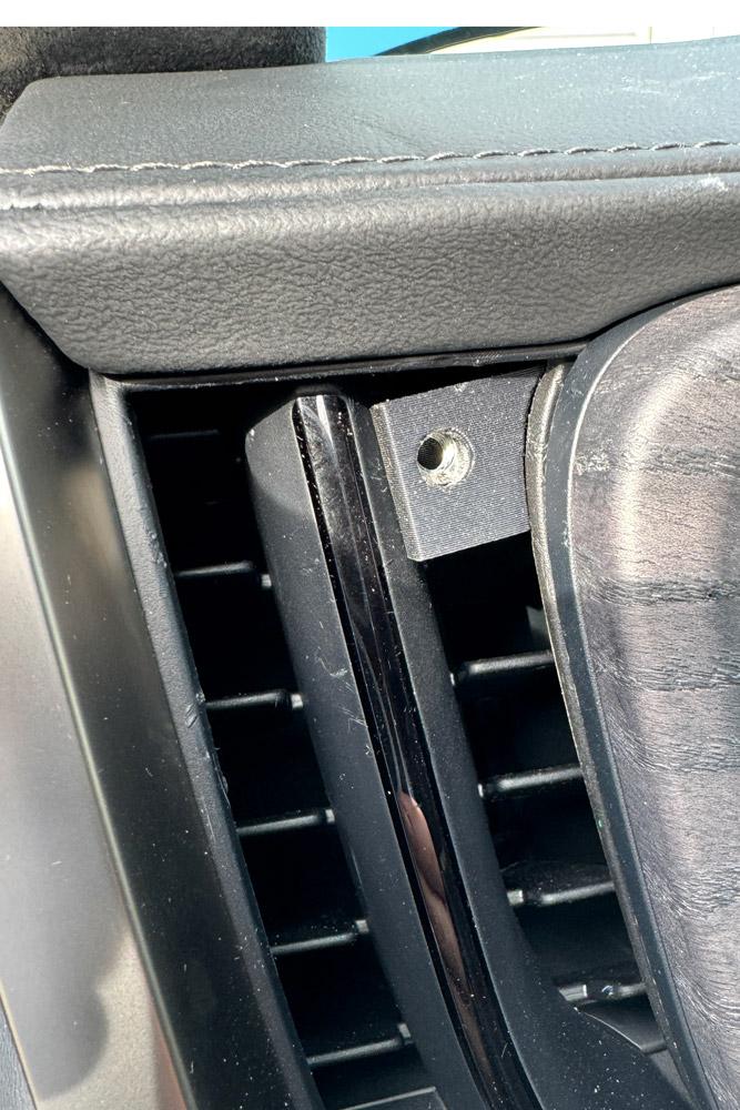 Rivian R1T R1S Open Source EV vent mount - more better IMG_7169web