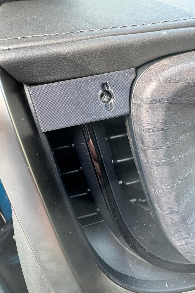 Rivian R1T R1S Open Source EV vent mount - more better IMG_7173web