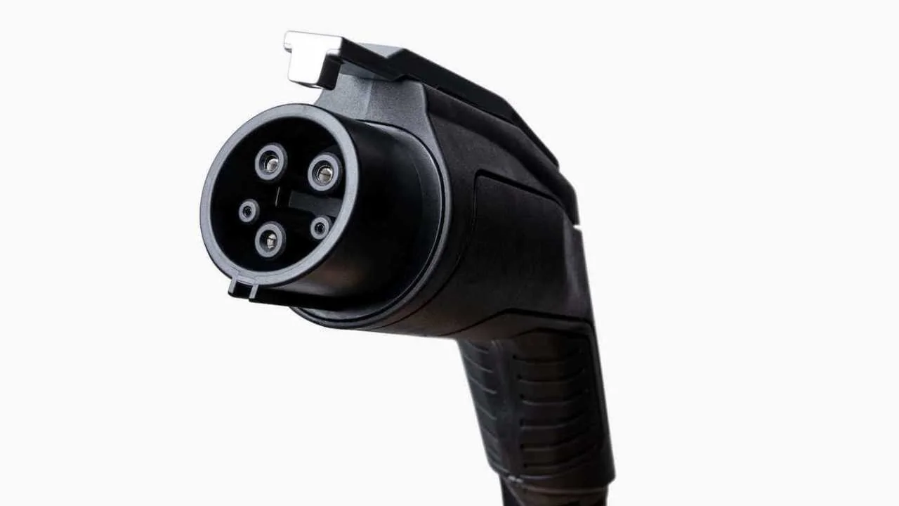 Rivian R1T R1S First long voyage charging advice needed 1708706257802