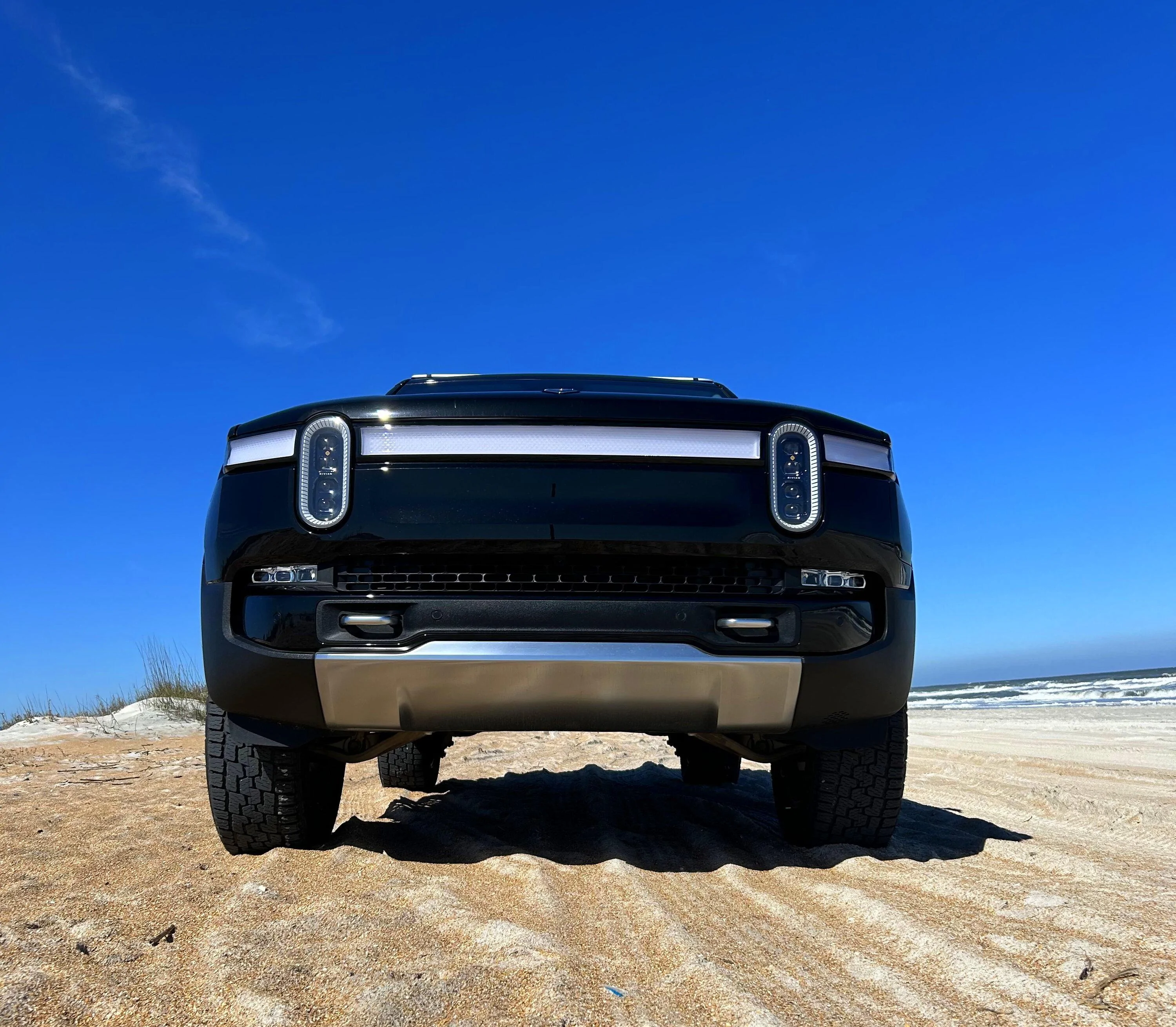Rivian R1T R1S ATL_R1S Midnight Black Build IMG_1793