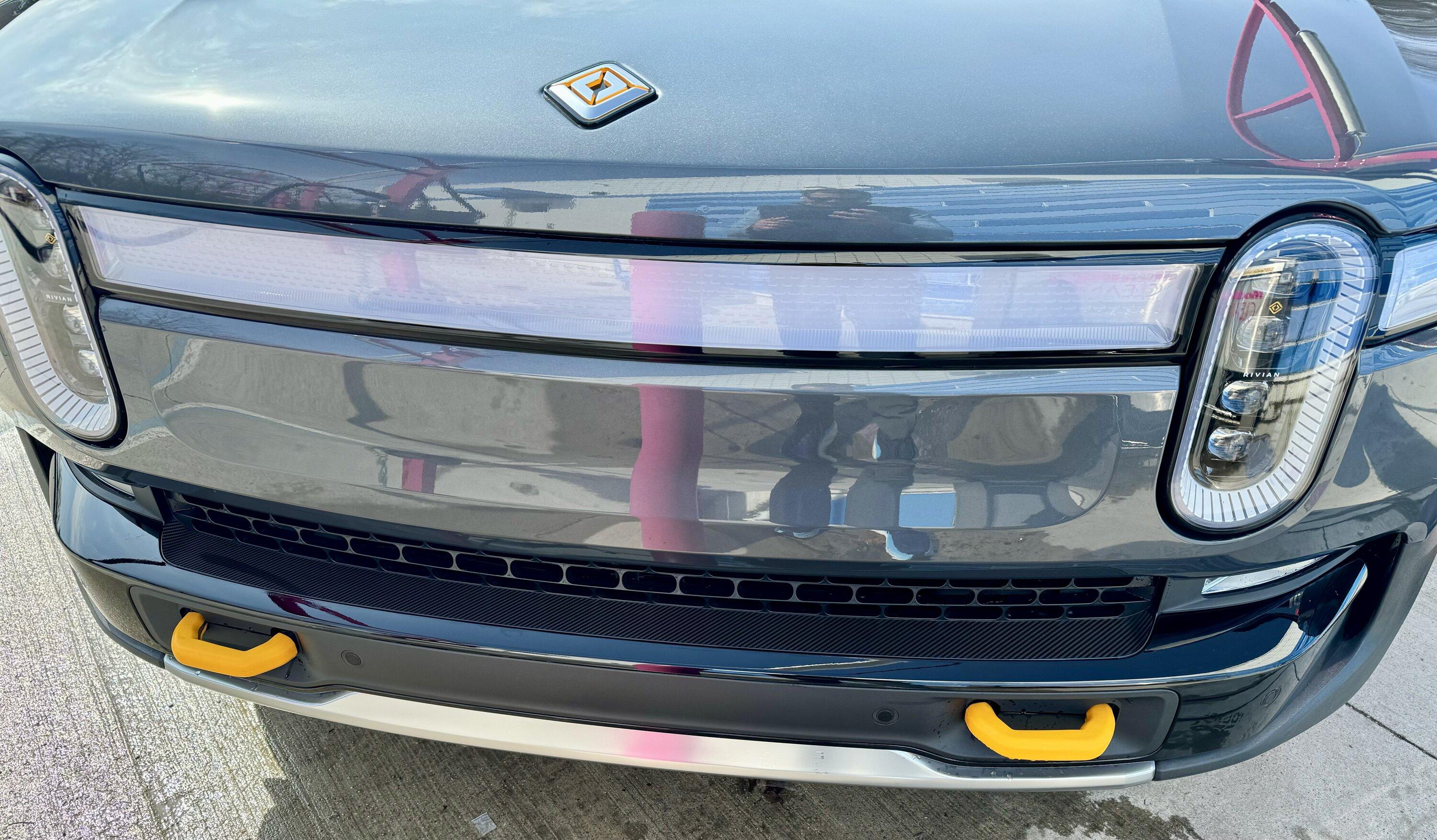 Rivian R1T R1S Black Shiny Front plastic Grille Piece - Removing Water Spots? IMG_5211
