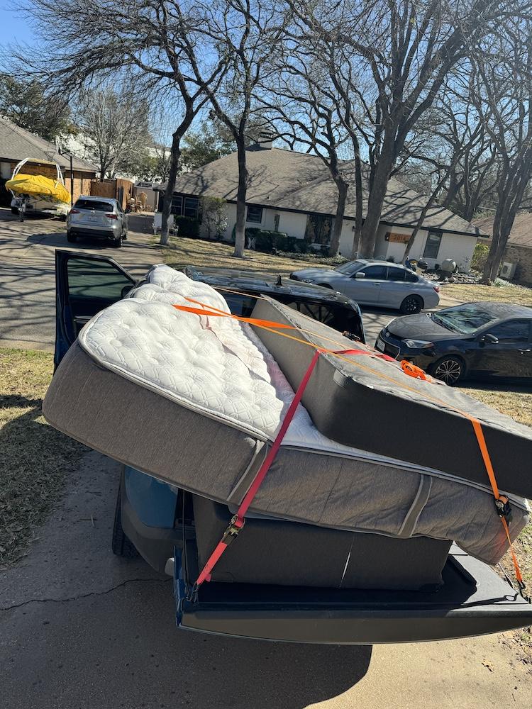 Rivian R1T R1S What Are You Hauling (or Hauled) in your Rivian? 🦾 IMG_2804.JPG